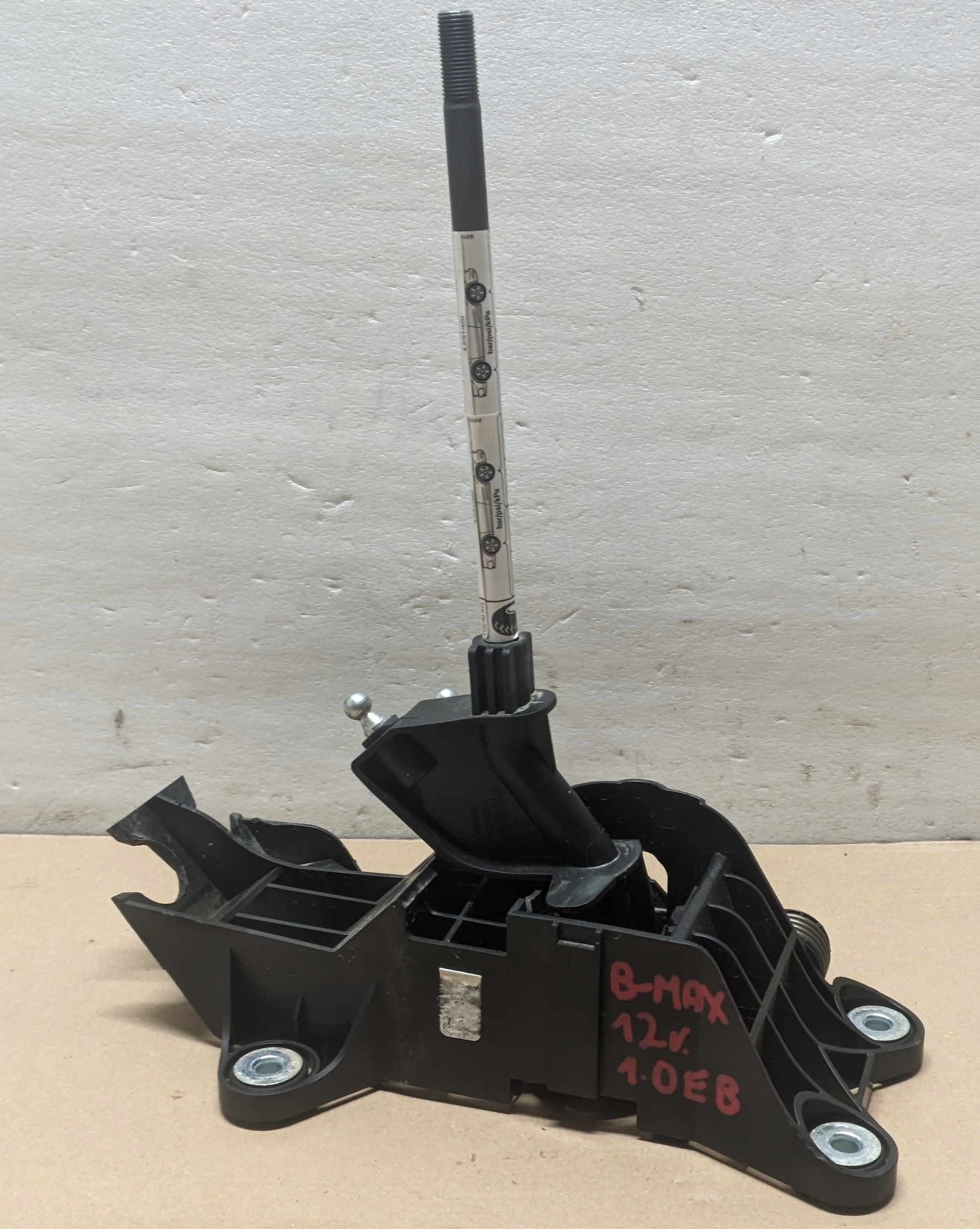 FORD B-MAX 12R 1.0 EB Schalthebel Schalt getriebe
