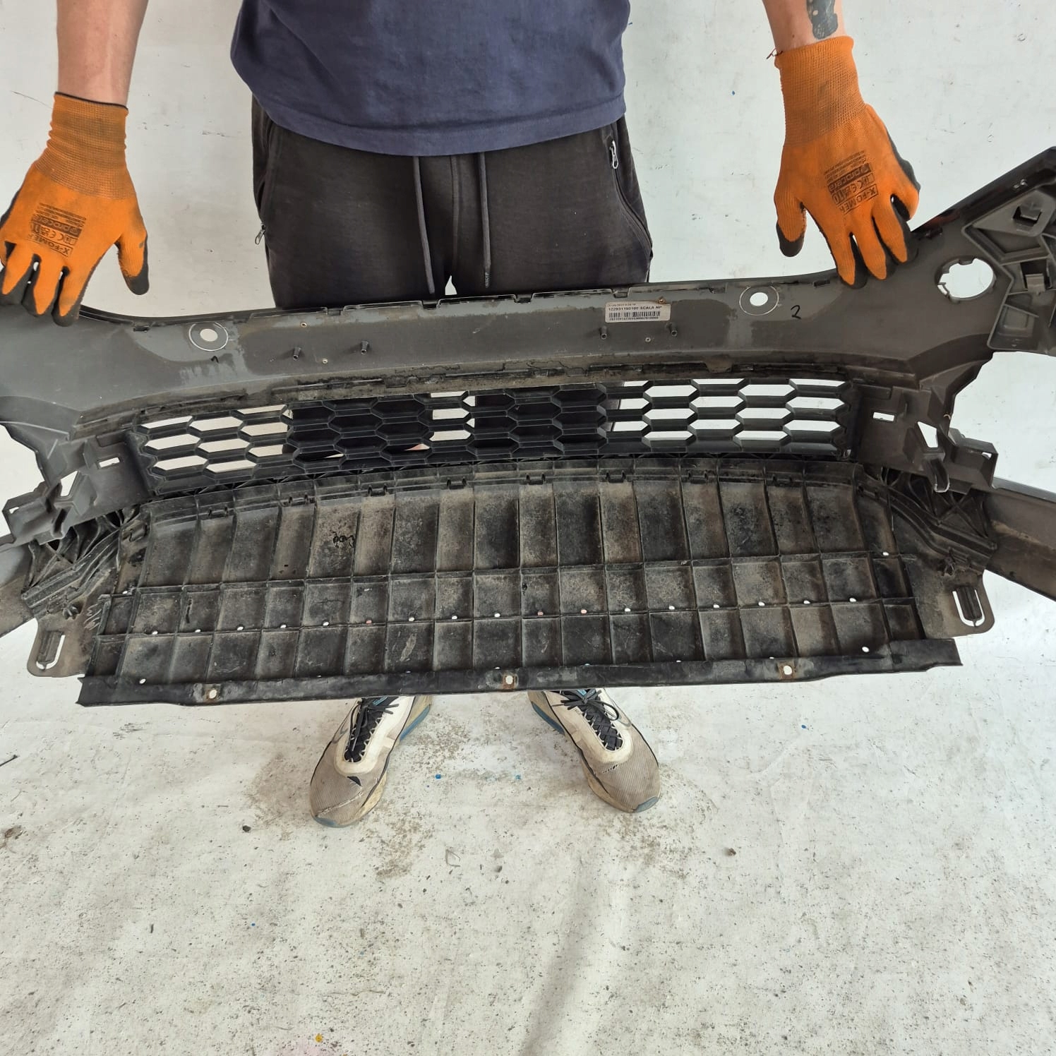 SKODA SCALA 19-23 bumper front front PDC + cover