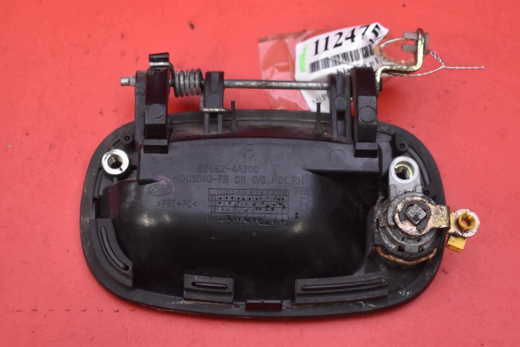 handle right front front black 82662-4A300 HYUNDAI H1 STAREX LIFT 04-07