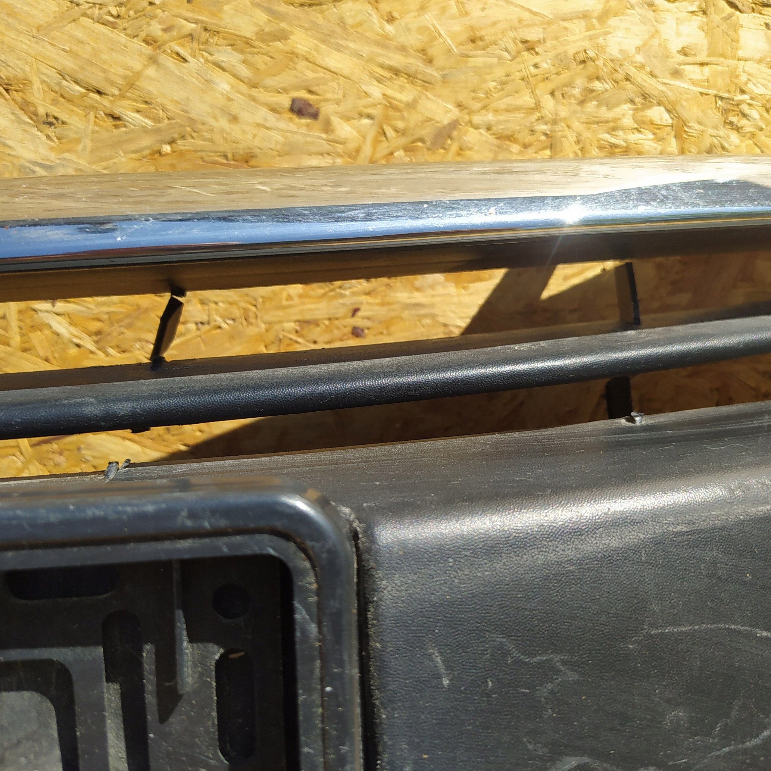 PEUGEOT 208 LIFT 15- ATRAPA GRILL PRZÓD Typ samochodu Samochody dostawcze