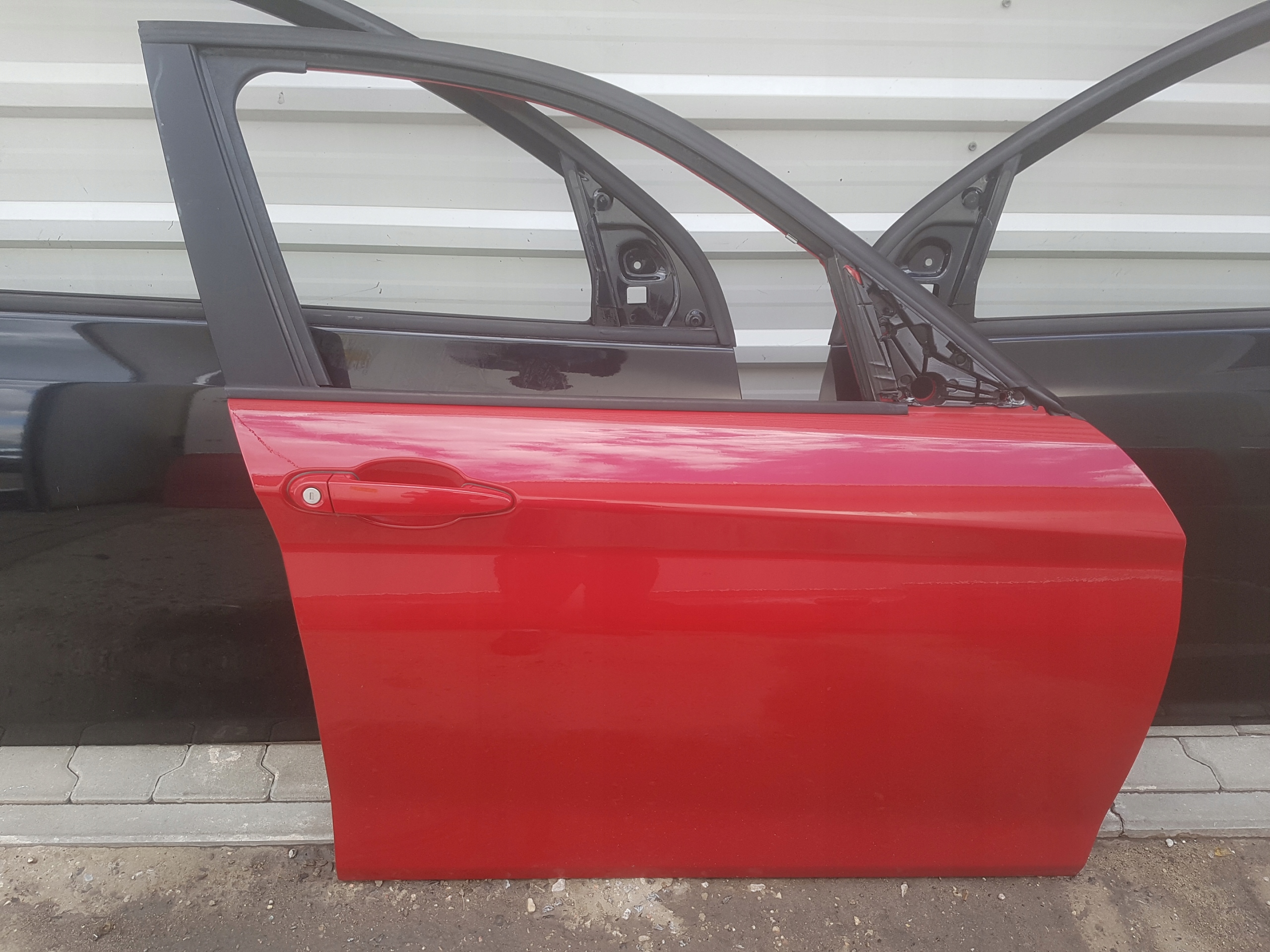 BMW 1 F20 11r- DRZWI PRAWE PRZÓD PRZEDNIE A61