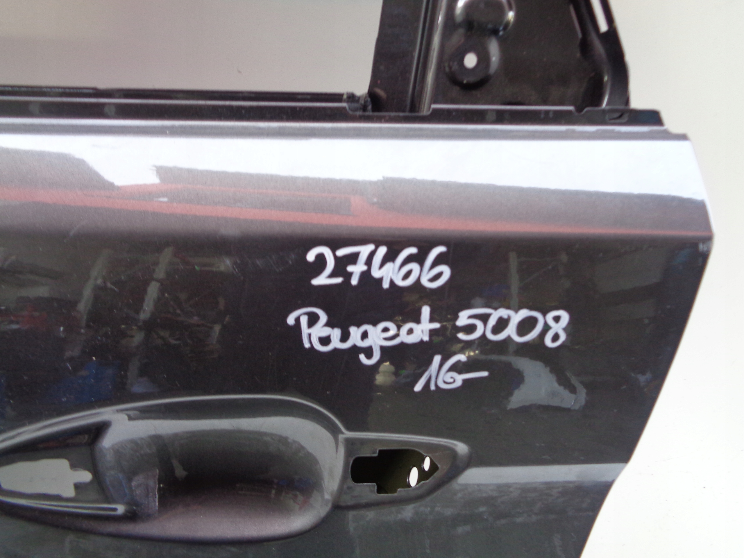 door left rear. PEUGEOT 5008 17- NR 27466