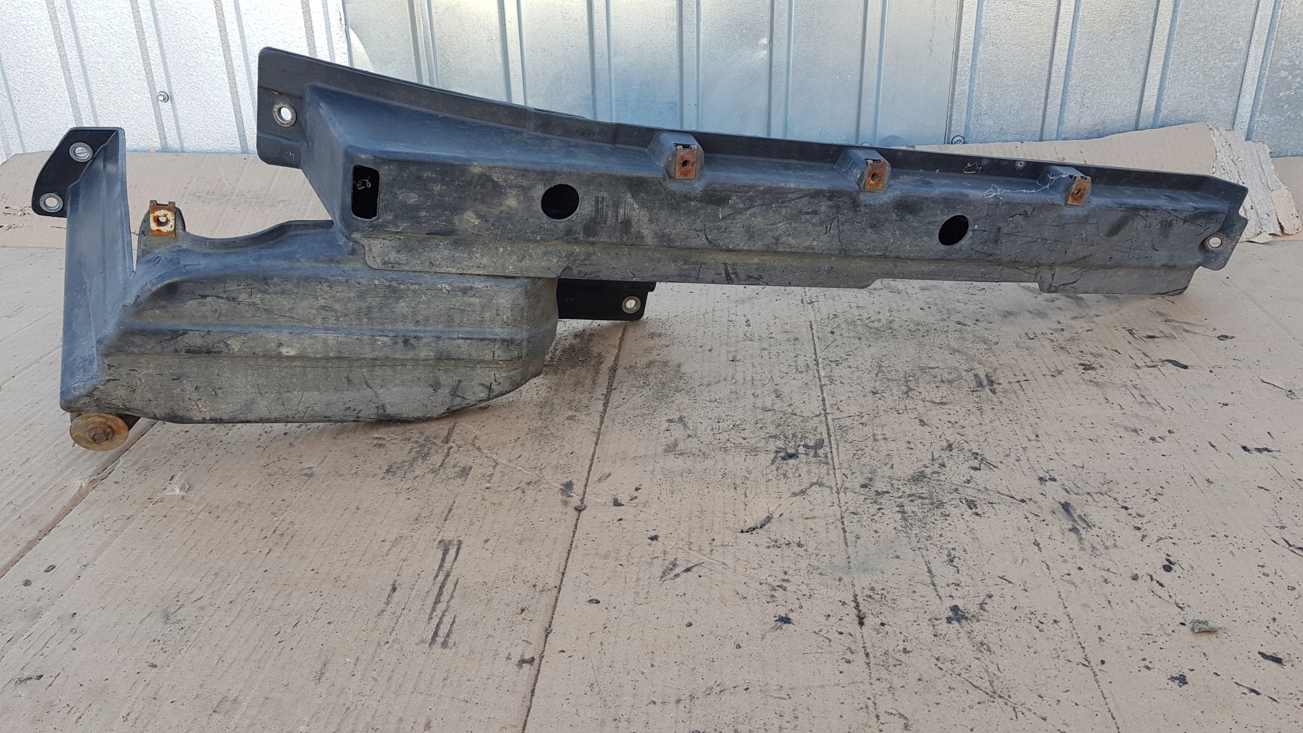 BMW E53 X5 Blende Abdeckung Behälter des Kraftstoffsbehälters