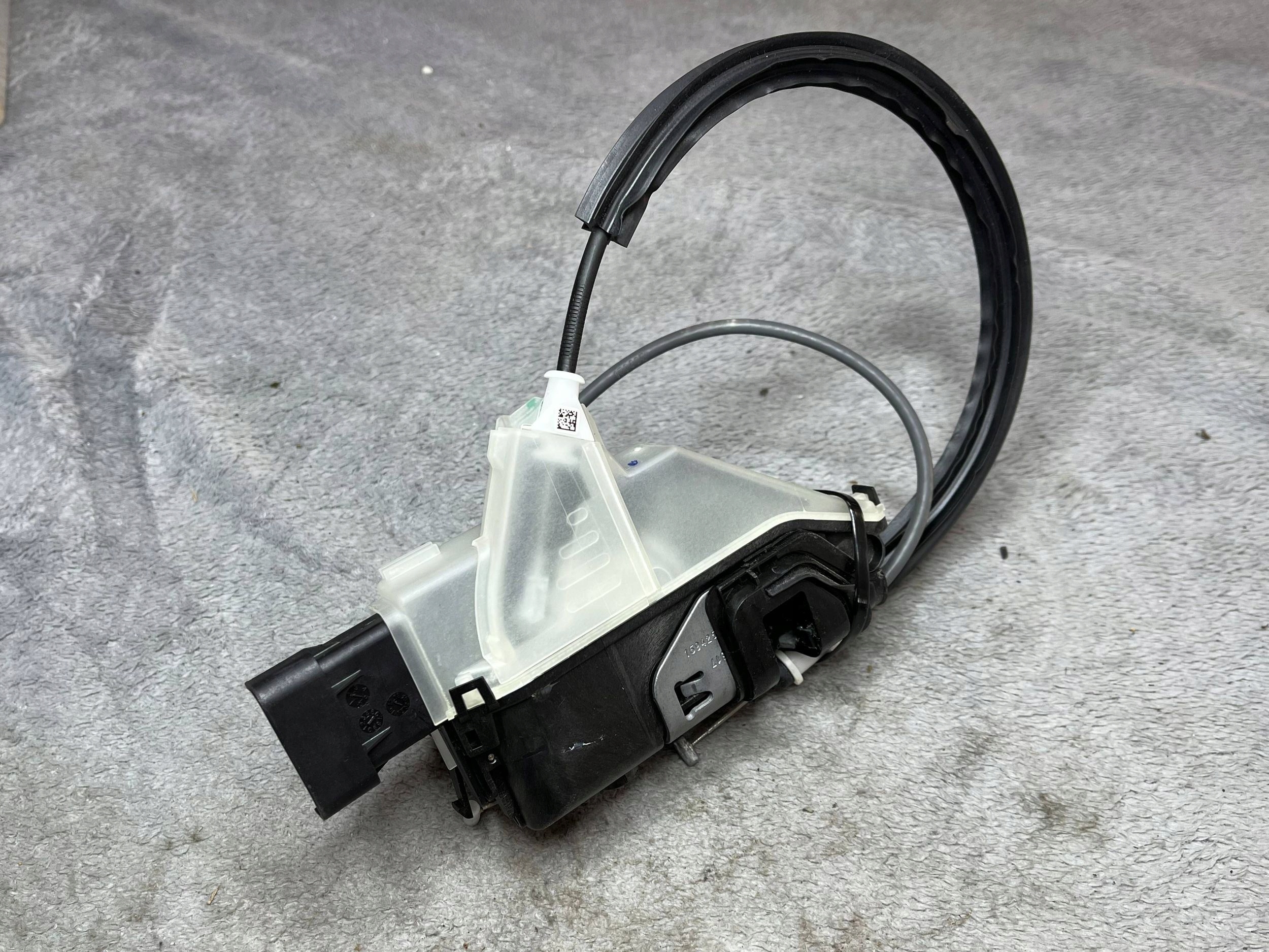 lock door coupe Citroen C4 II Picasso 9826677980