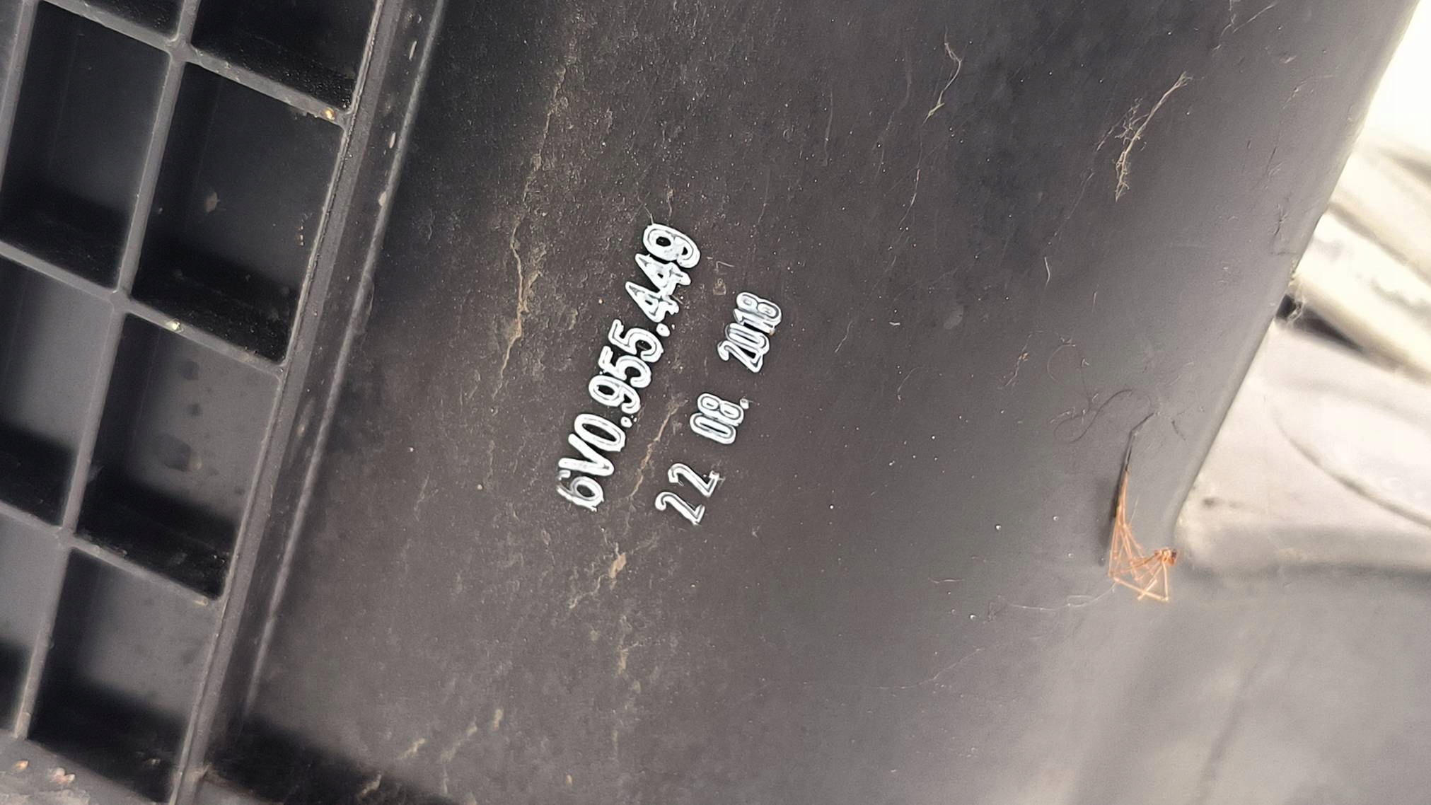 washer fluid tank 6V0955449 SKODA RAPID LIFT