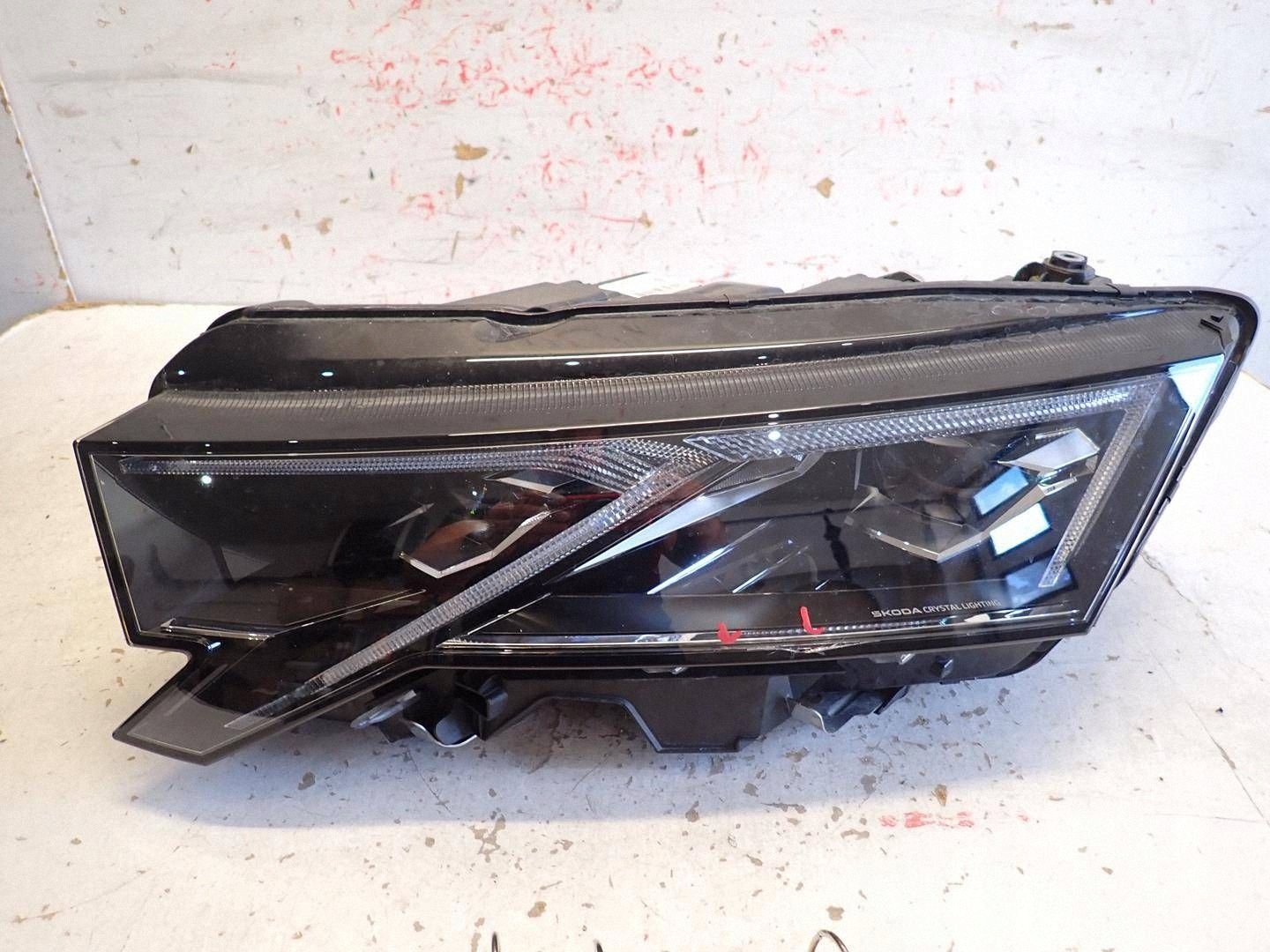light front front left SKODA OCTAVIA IV LIFT 2024- FULL LED 5E4941035