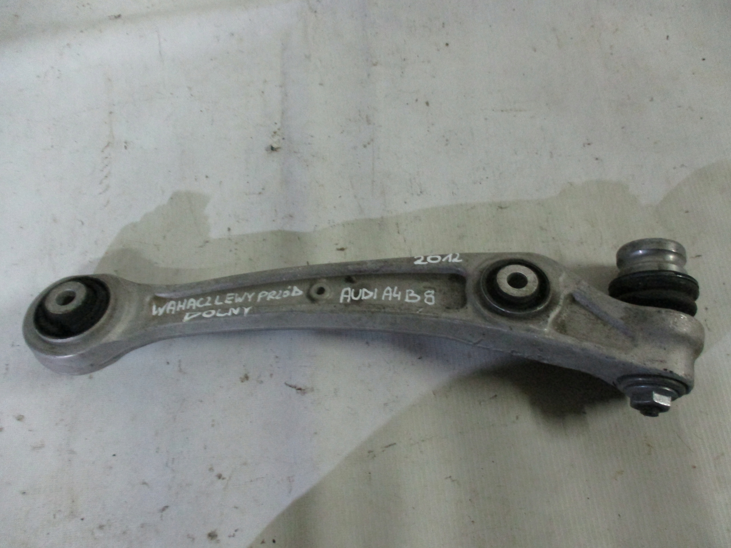 arm left lower front front Audi A4 B8 8K0407155C