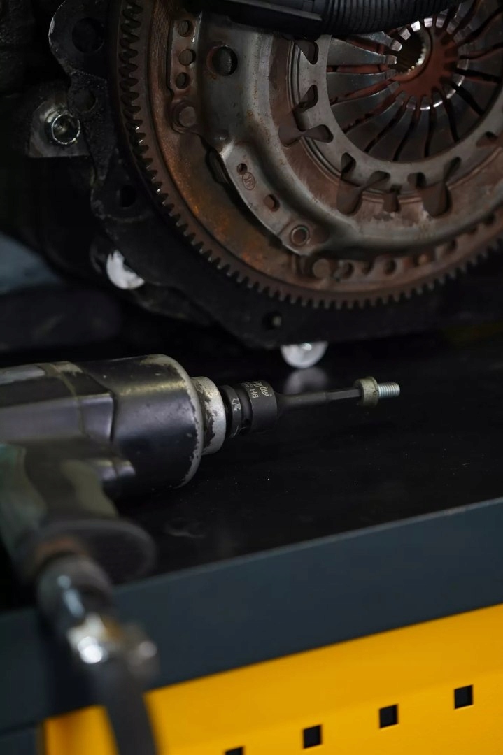 ZESTAW NASADEK TRZPIENIOWYCH UDAROWYCH 1/2" HEX DŁUGICH Mocowanie 1/2