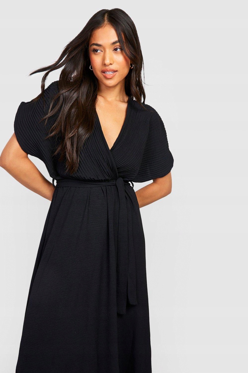 BOOHOO PETITE SUKIENKA MAXI Z KRÓTKIM RĘKAWEM M Fason prosta