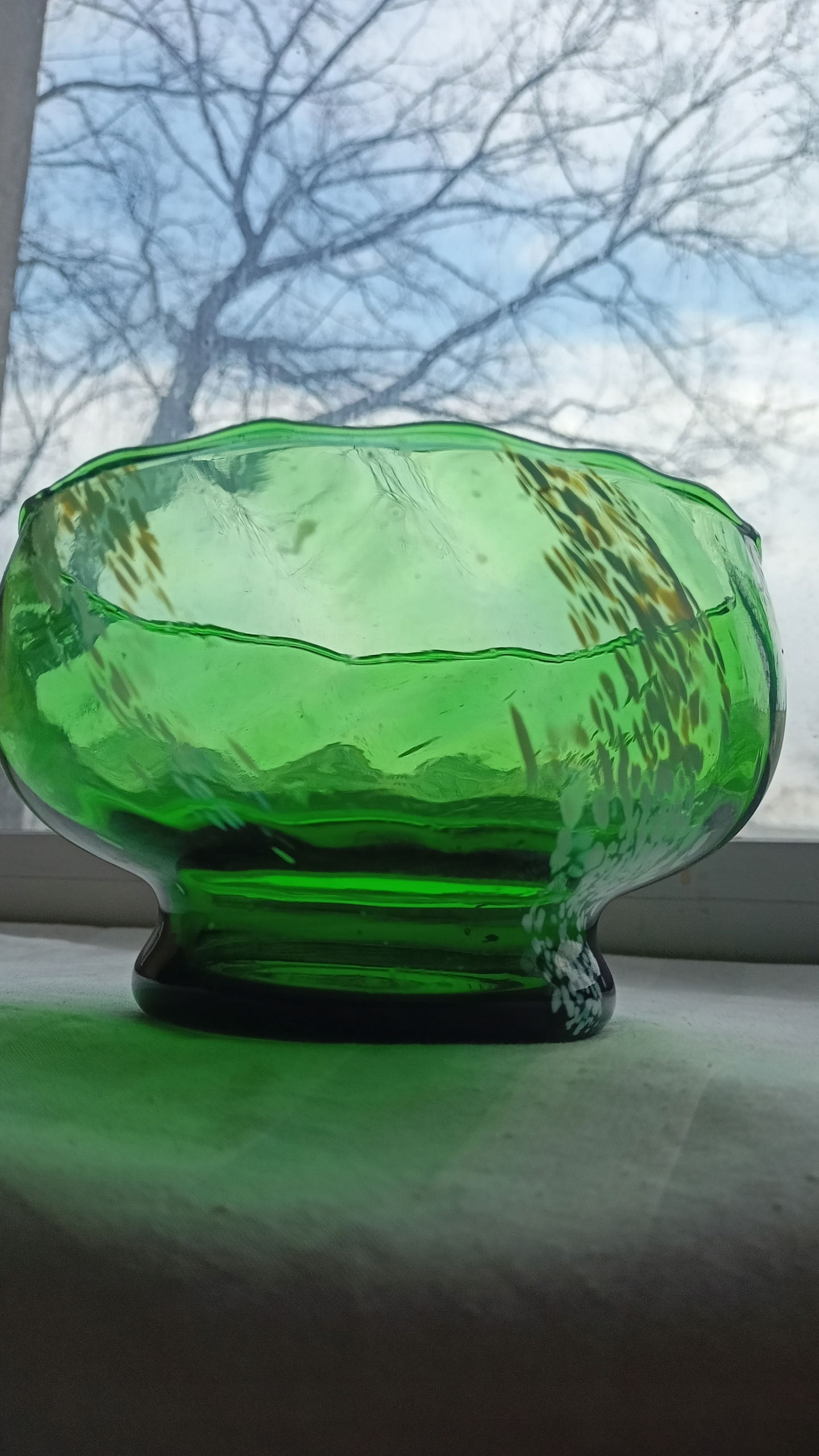 МЕТАЛЛУРГИЧЕСКИЙ ЗАВОД LAURA TARNÓW PATERA ЗЕЛЕНЫЙ С БЕЛЫМИ ПРОЖИЛКАМИ