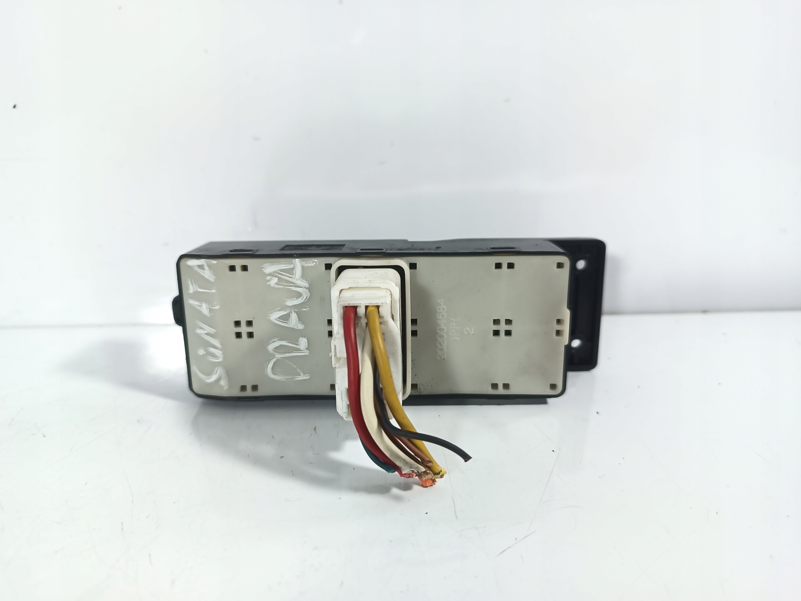 Hyundai Sonata V 5 switch switch windows right front OE 93575-3K010CH