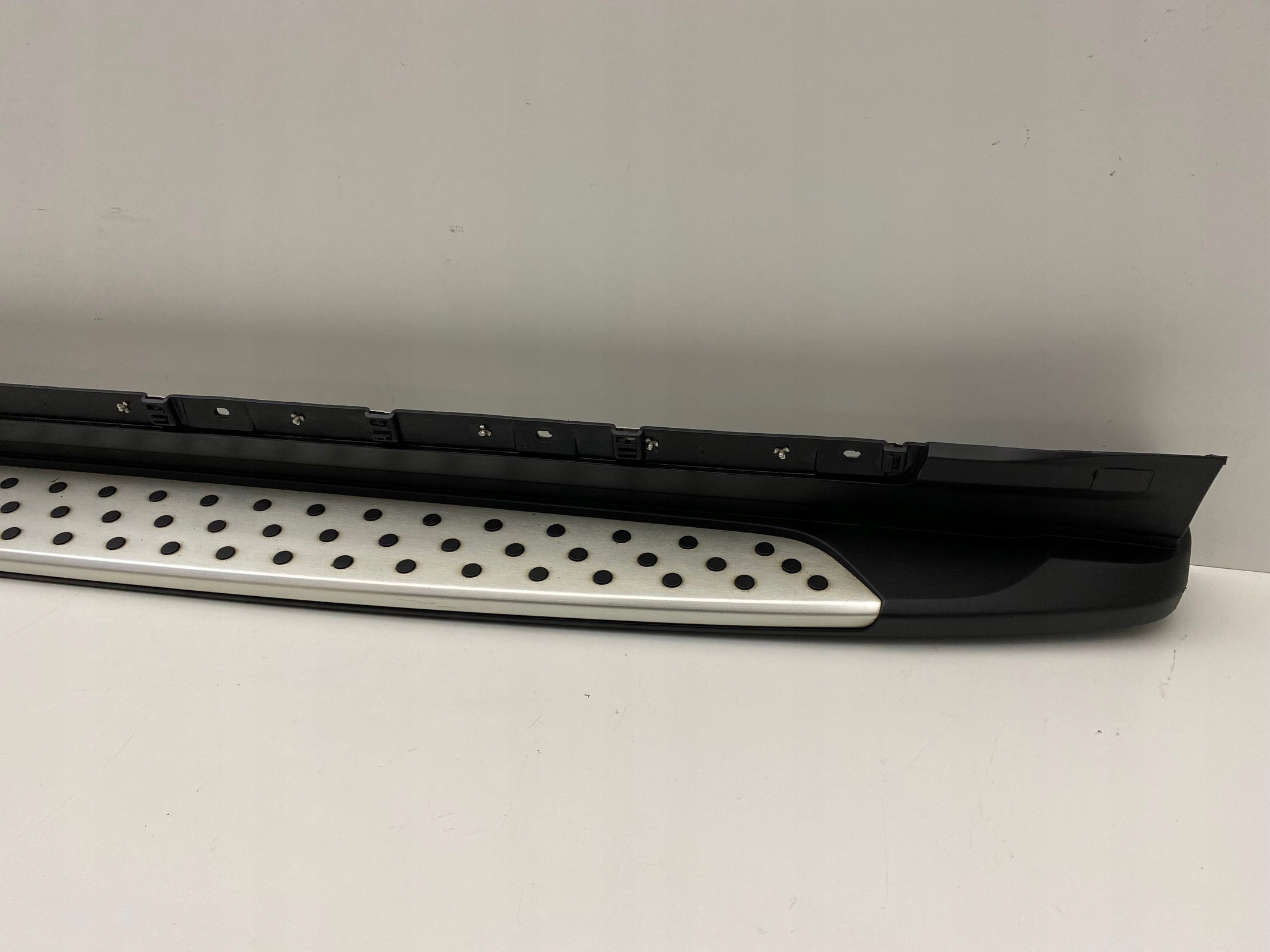 Mercedes ML 164 AMG threshold stopien support left