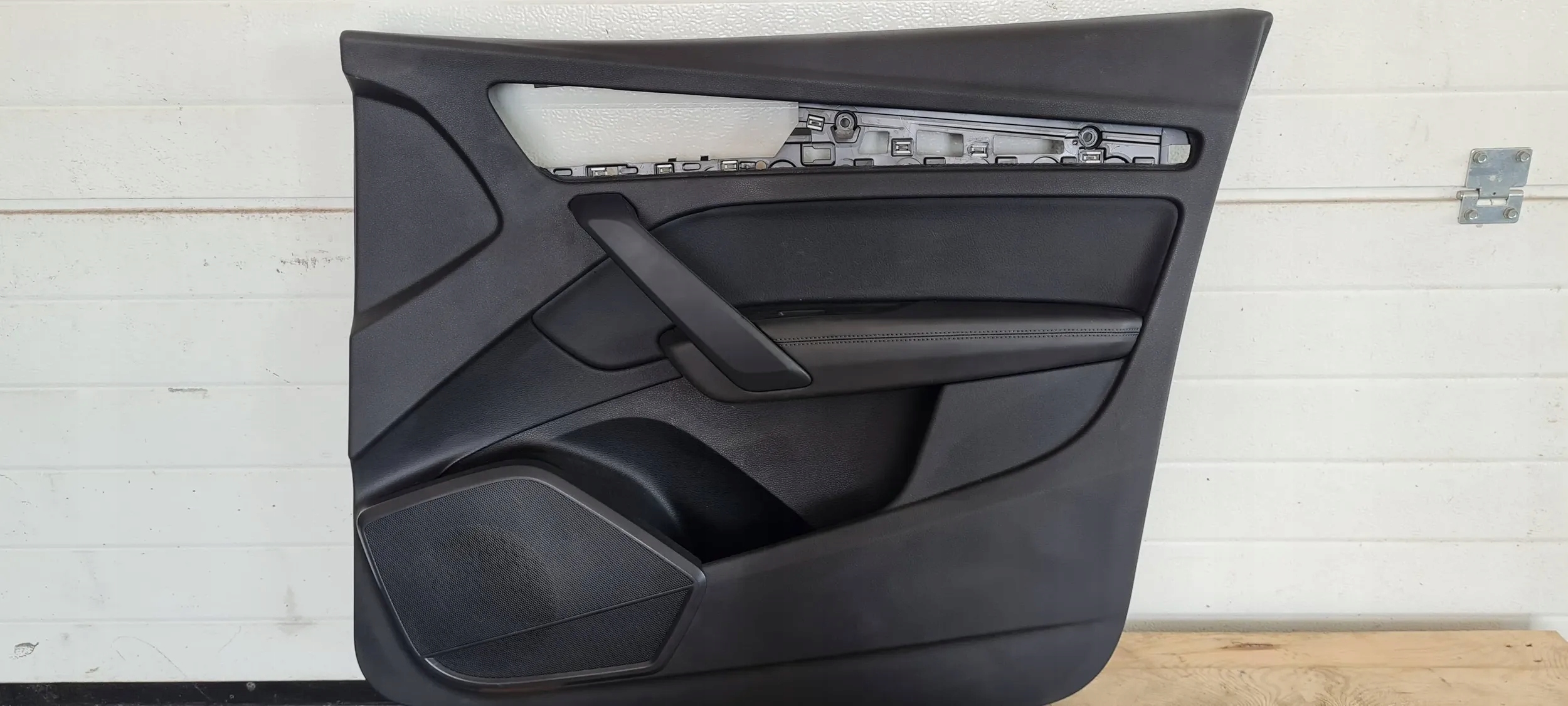 Q5 80A SQ5 side door right front leather 80A867104B