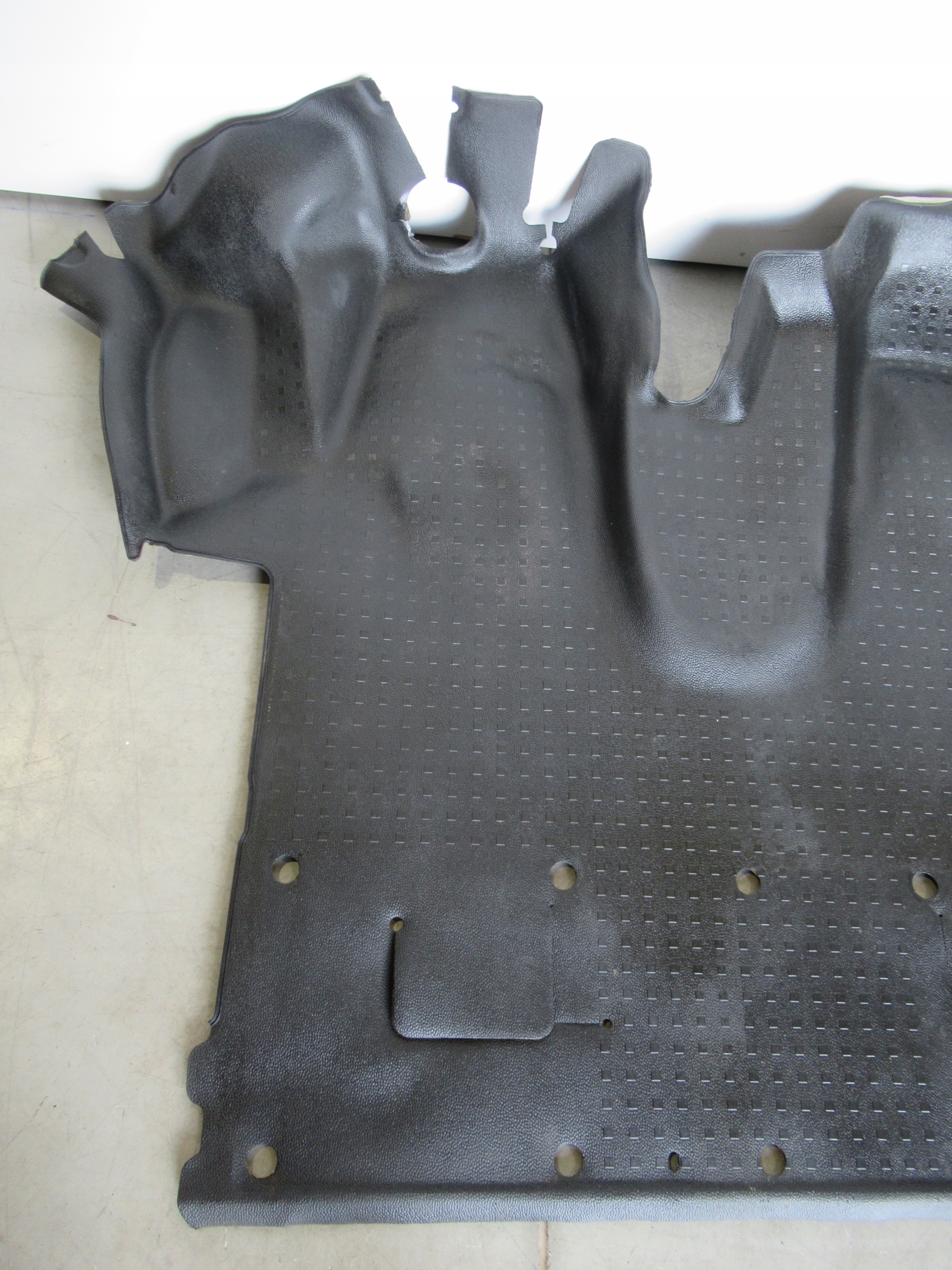 VW T6 TRANSPORTER rubber mats carpet cabs front