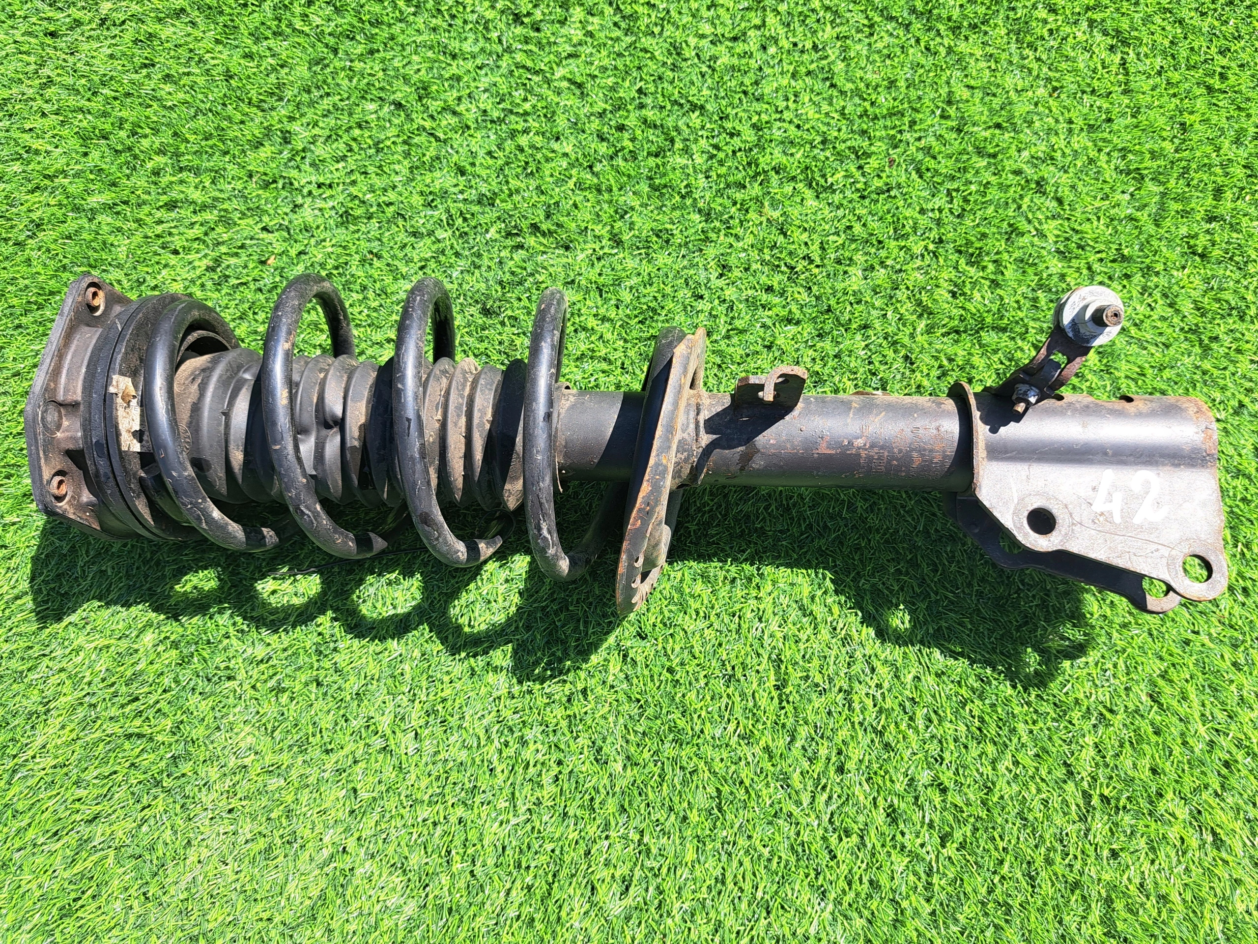 RENAULT KANGOO CITAN 8200591291 shock absorber front original MCPERSON