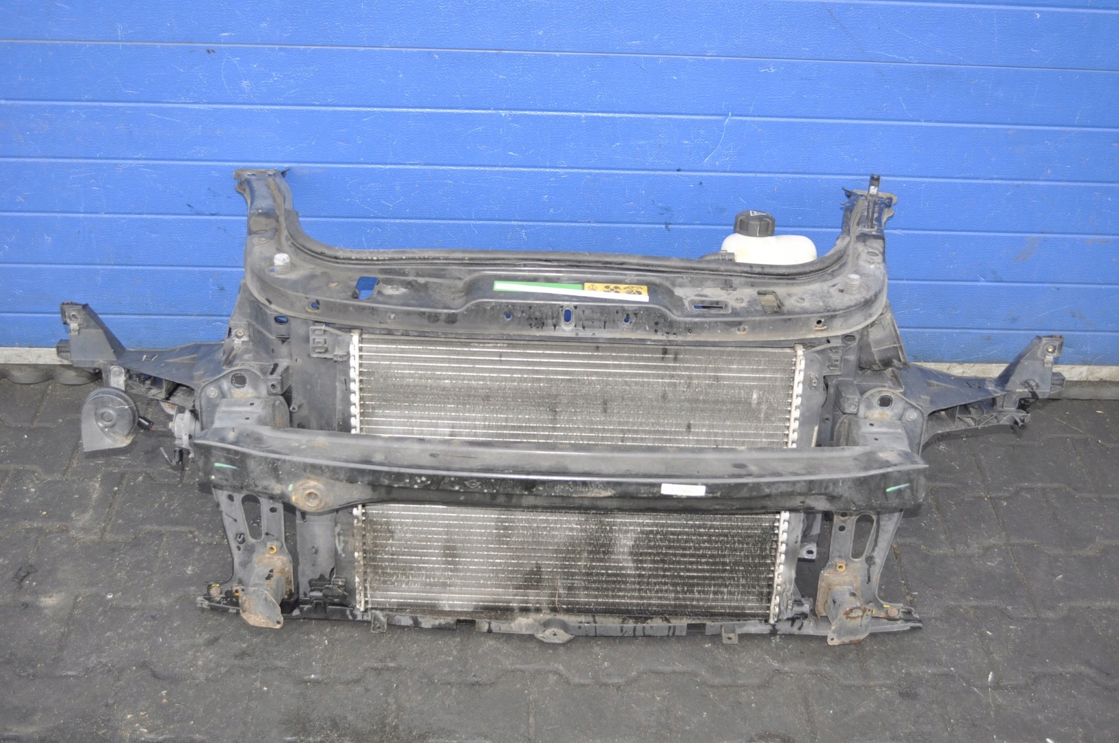 MINI R56 PAS PRZEDNI KOMPLET 2751260 Numer katalogowy części 2751260