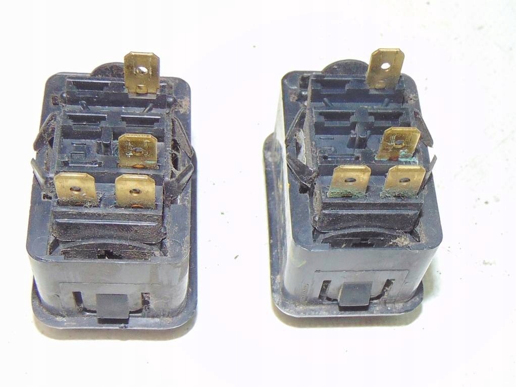 AUTOSAN A0909L 03r PRZEŁĄCZNIK ŚWIATEŁ Wersja Europejska