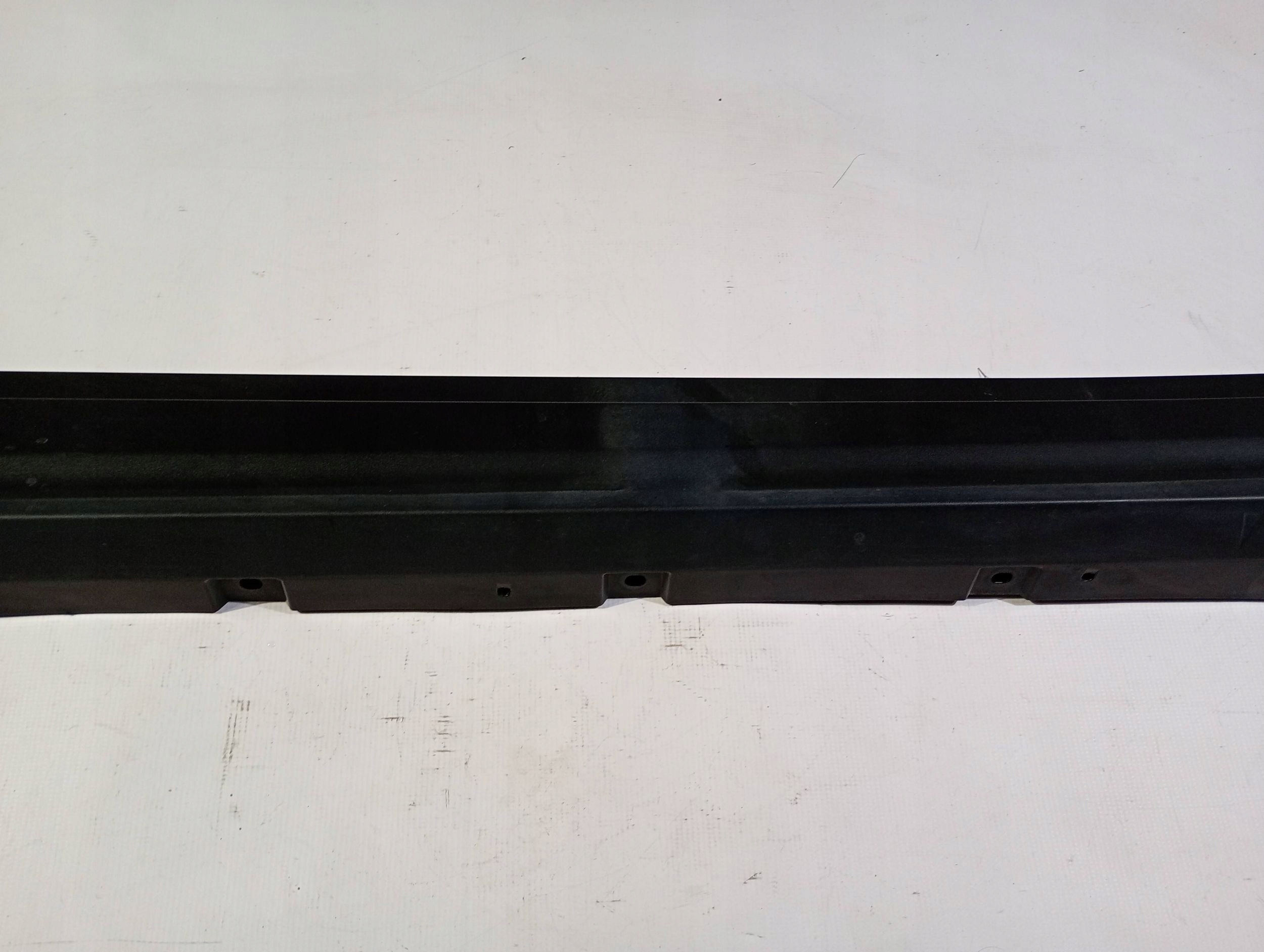 threshold cap moulding threshold left Maserati Levante 2017