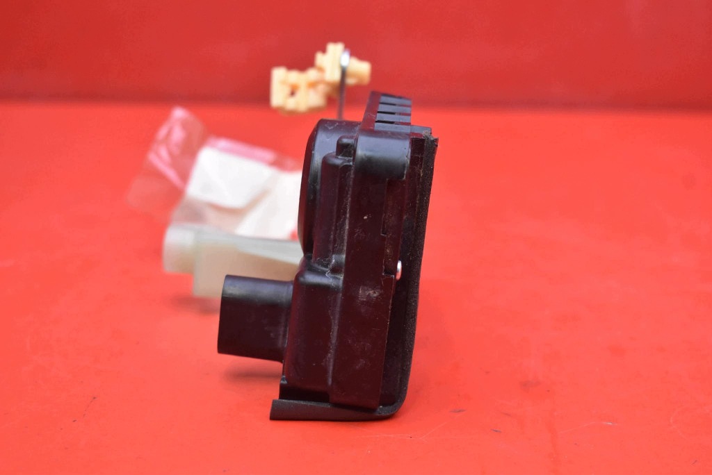 lock door right front front EU A00082540 BAIC BEIJING X3 LIFT 19