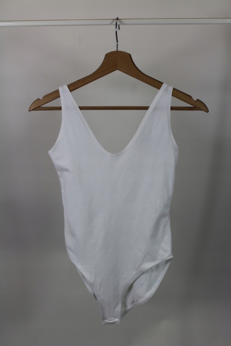 BODY GŁADKIE DAMSKIE ROZM S 389