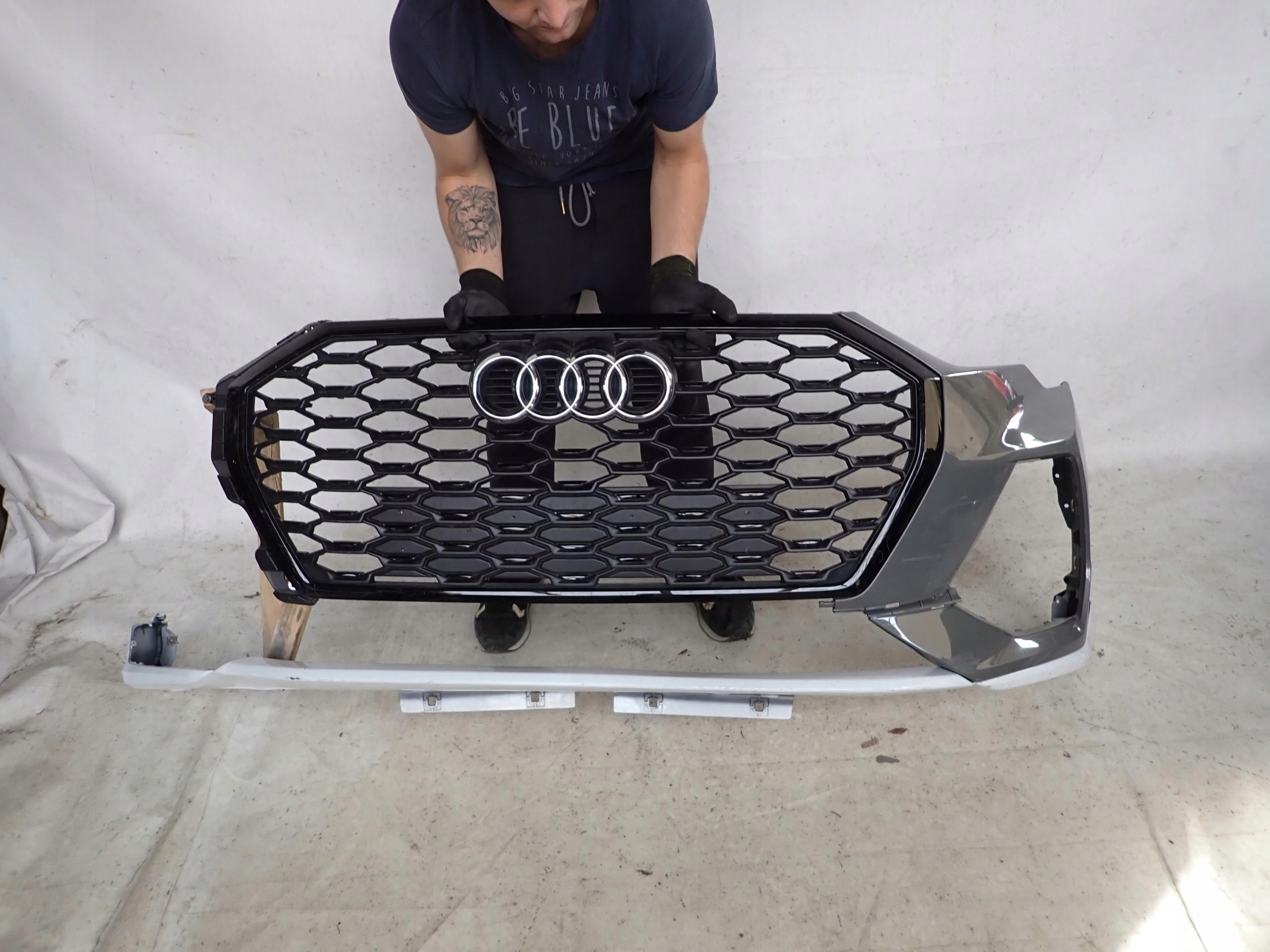AUDI Q3 II 83A S-LINE bumper front front grill SPOILER 83A807427D