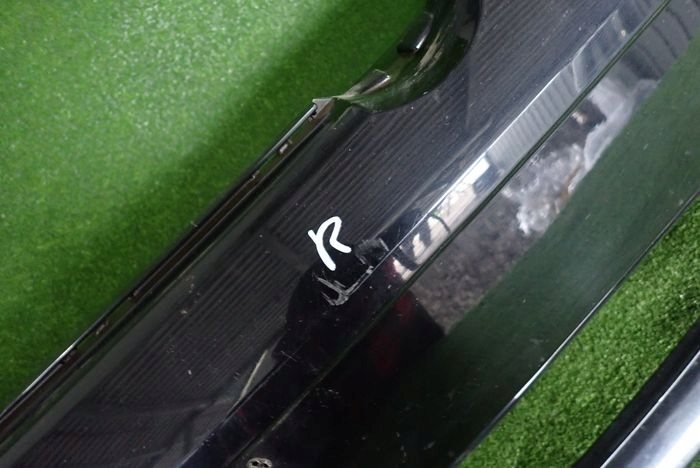 VW POLO R-LINE 09-13 Frontstoßstange vorne