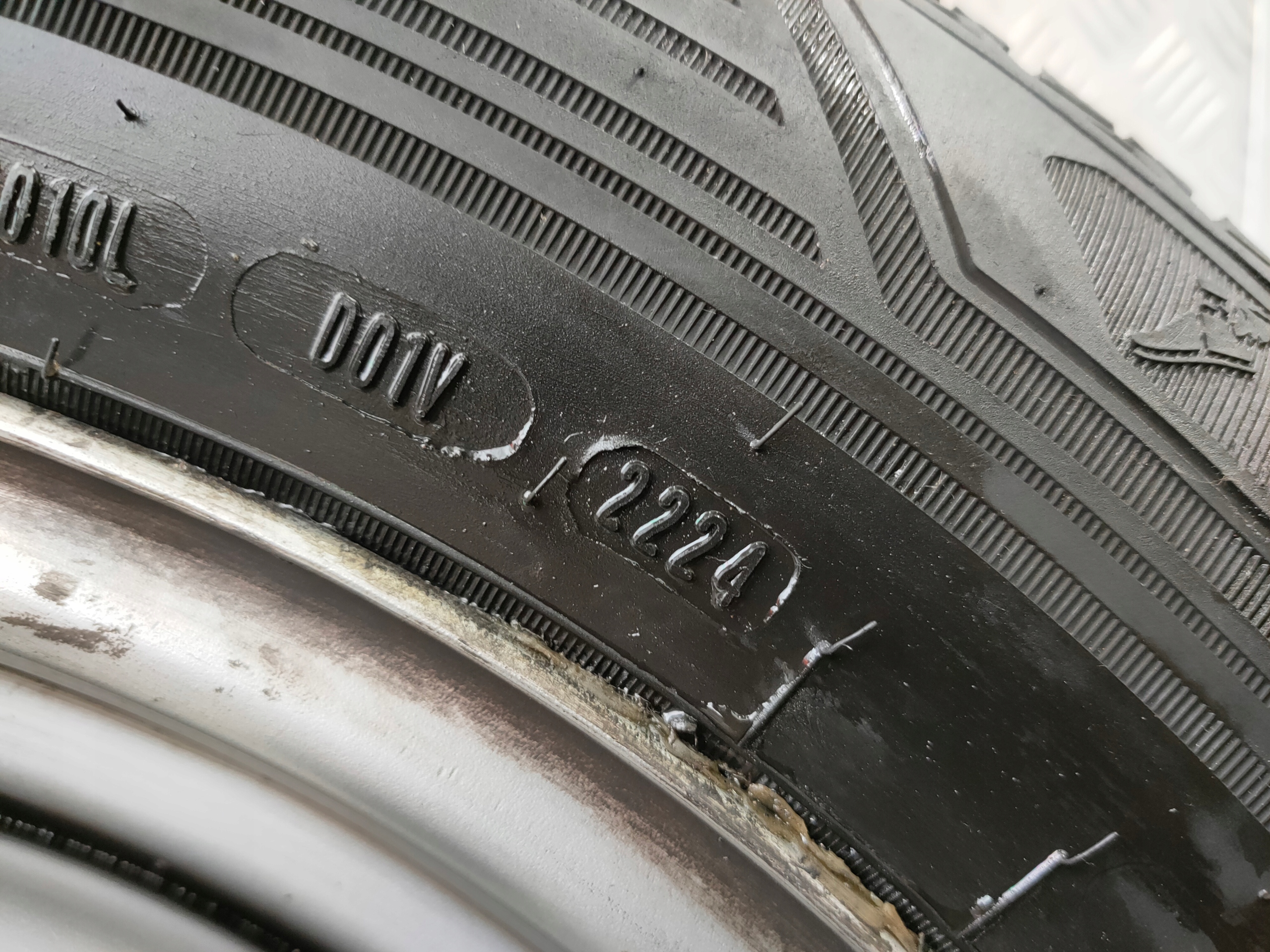 DUCATO JUMPER LIFT 19-25 Reifen Räder CALOROCZNE felgen 16 5x130 215/65R16C 2024r.