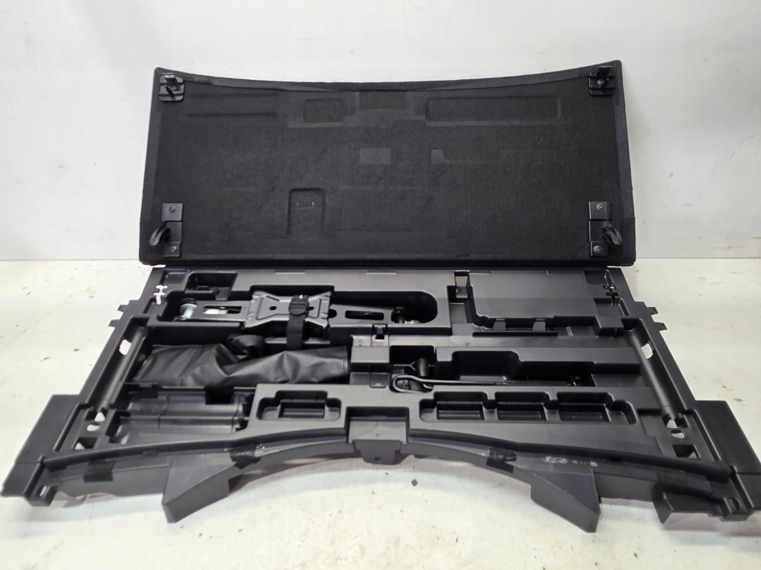 mandatory vehicle equipment compartment AUDI A4 B9 AVANT 8W9861486A complete