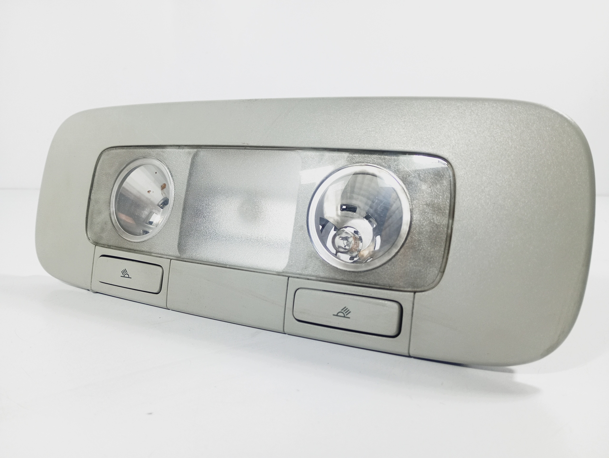 OSWIETLENIE cabs light inner OE 3C0947291 VW Passat B6 05-10