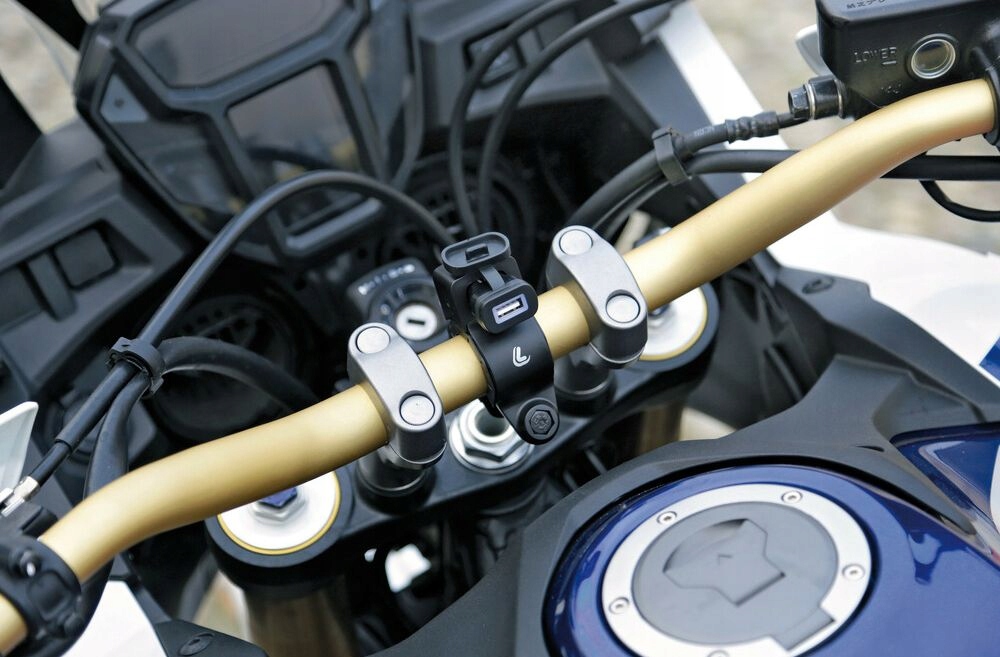 Gniazdo Zapalniczki Ladowarka USB LAMPA Manufacturer Lampa