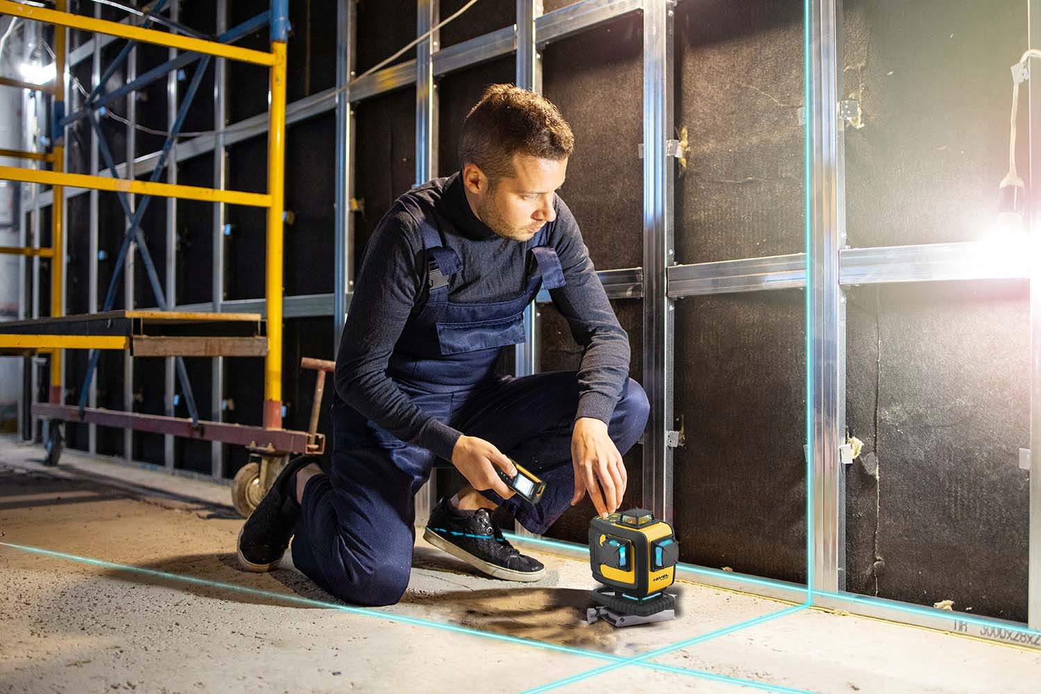 NIVEL SYSTEM CL4D-B BT LASER KRZYŻOWY 4X360 ST+TYC Kąt wyświetlania linii poziomej 360°