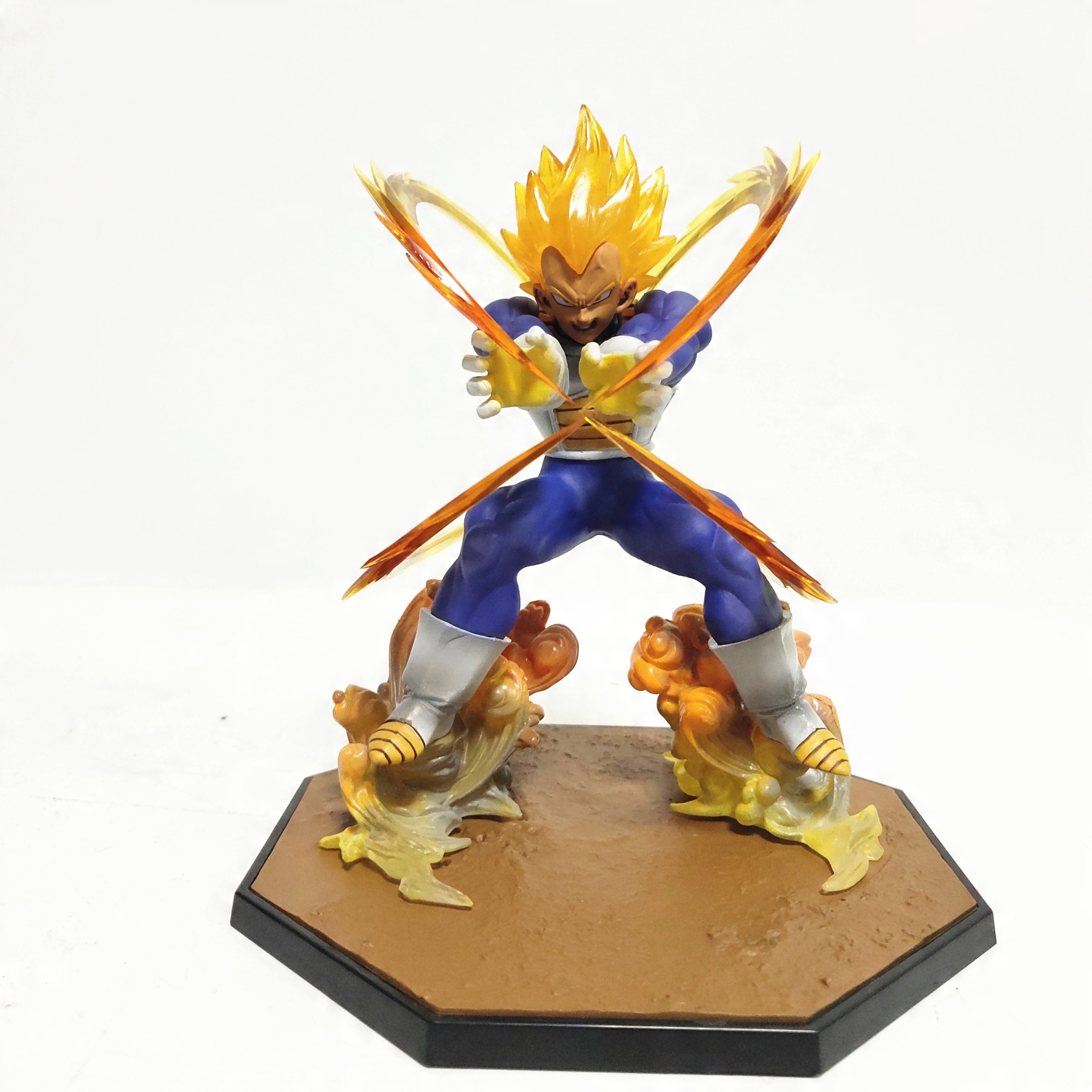 

Dragon Ball Figurka, lampka, Vegeta