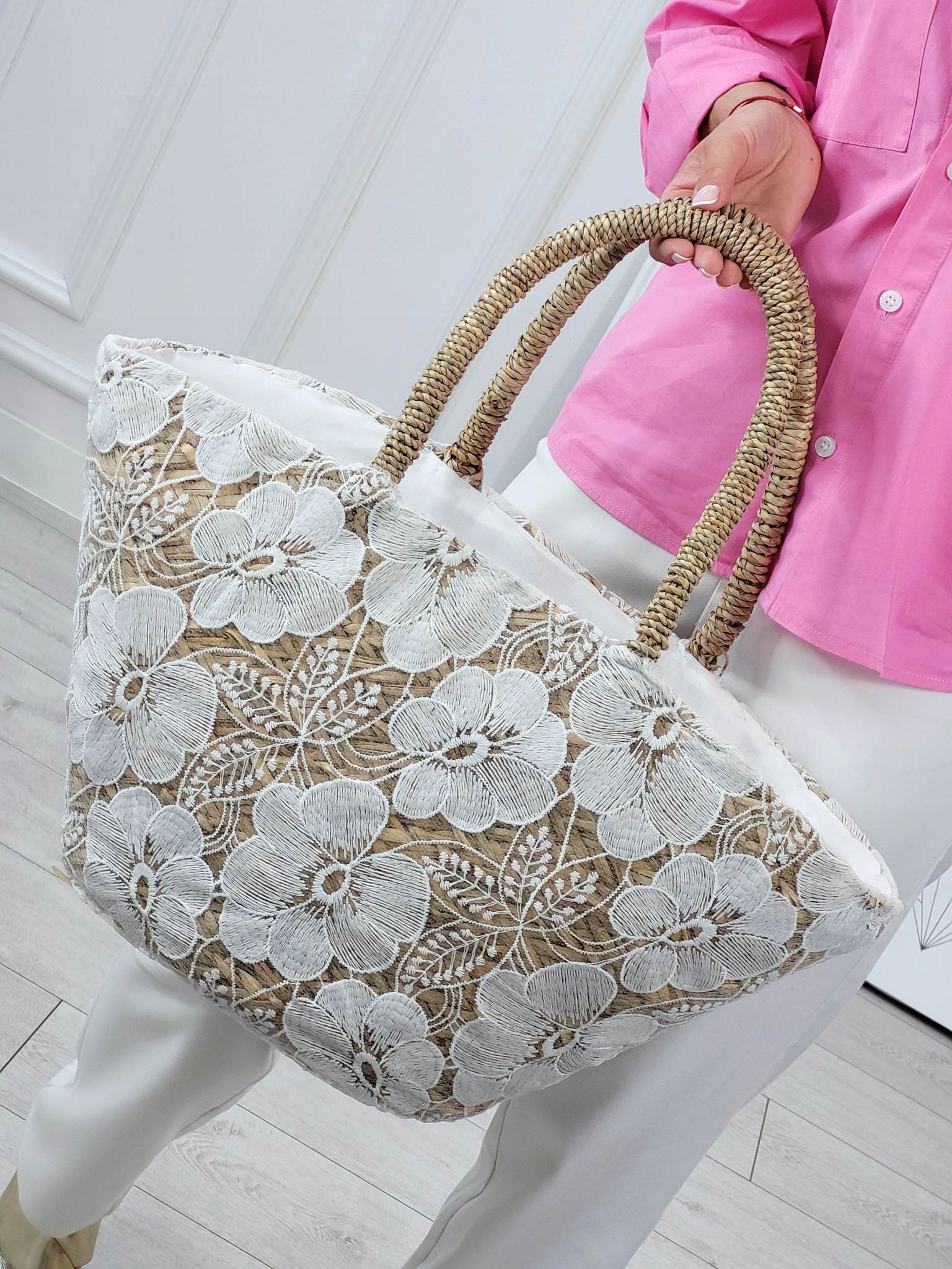 Pleciony koszyk flowers boho beżowy