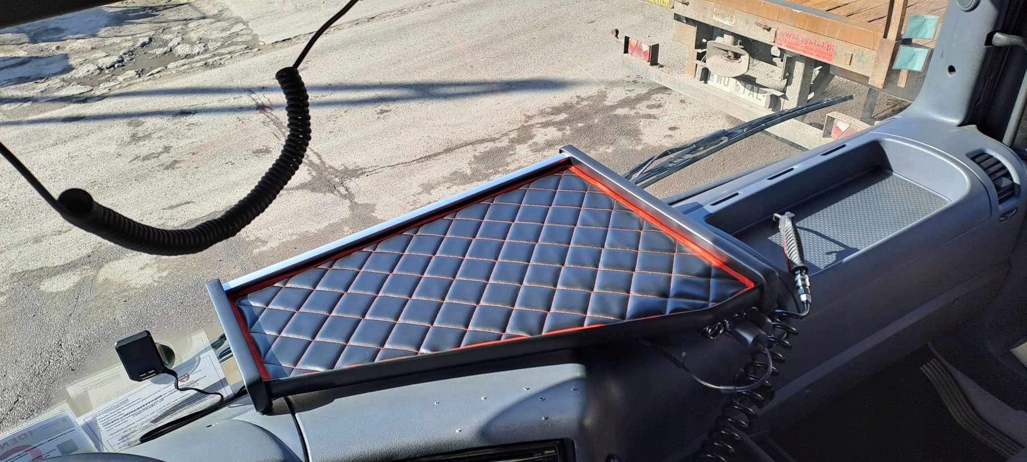 Police na kokpit Scania R/g/p 2009-2016r. Skaj