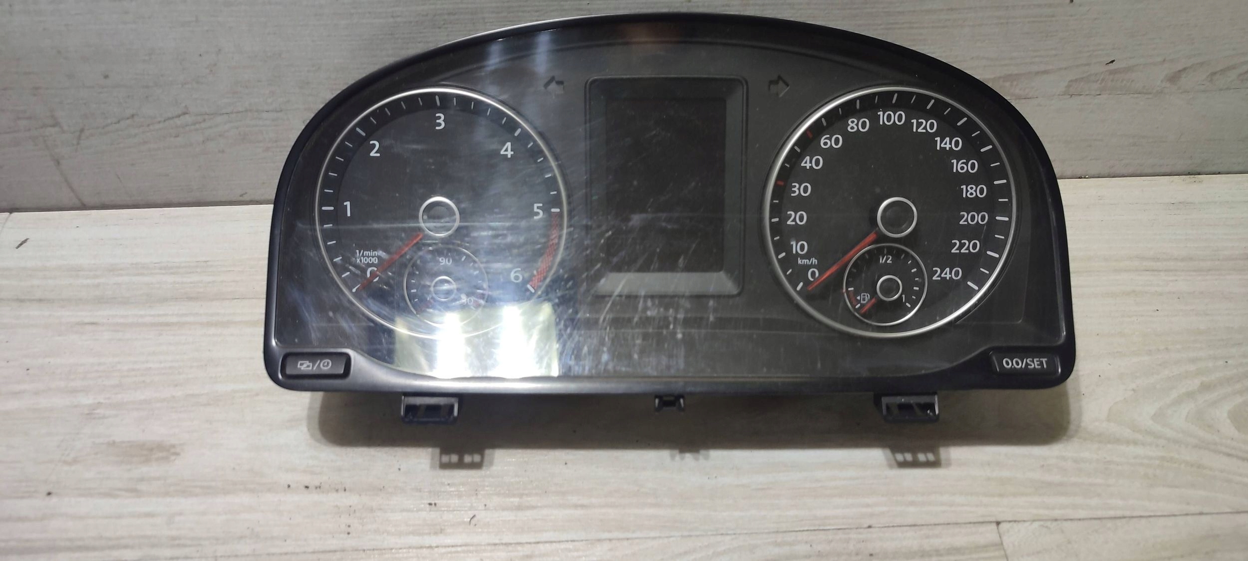 dials Volkswagen Caddy A2C95184400
