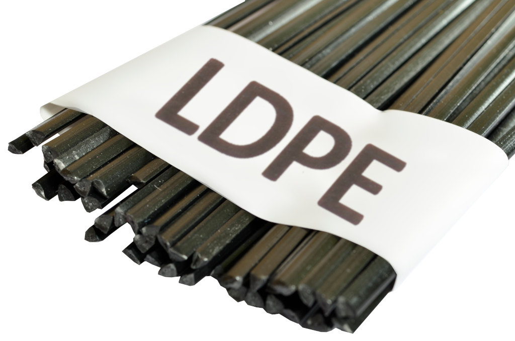 

Tworzywo Plastik Spoiwo Ldpe Peld Trójkąt 4mm 50g