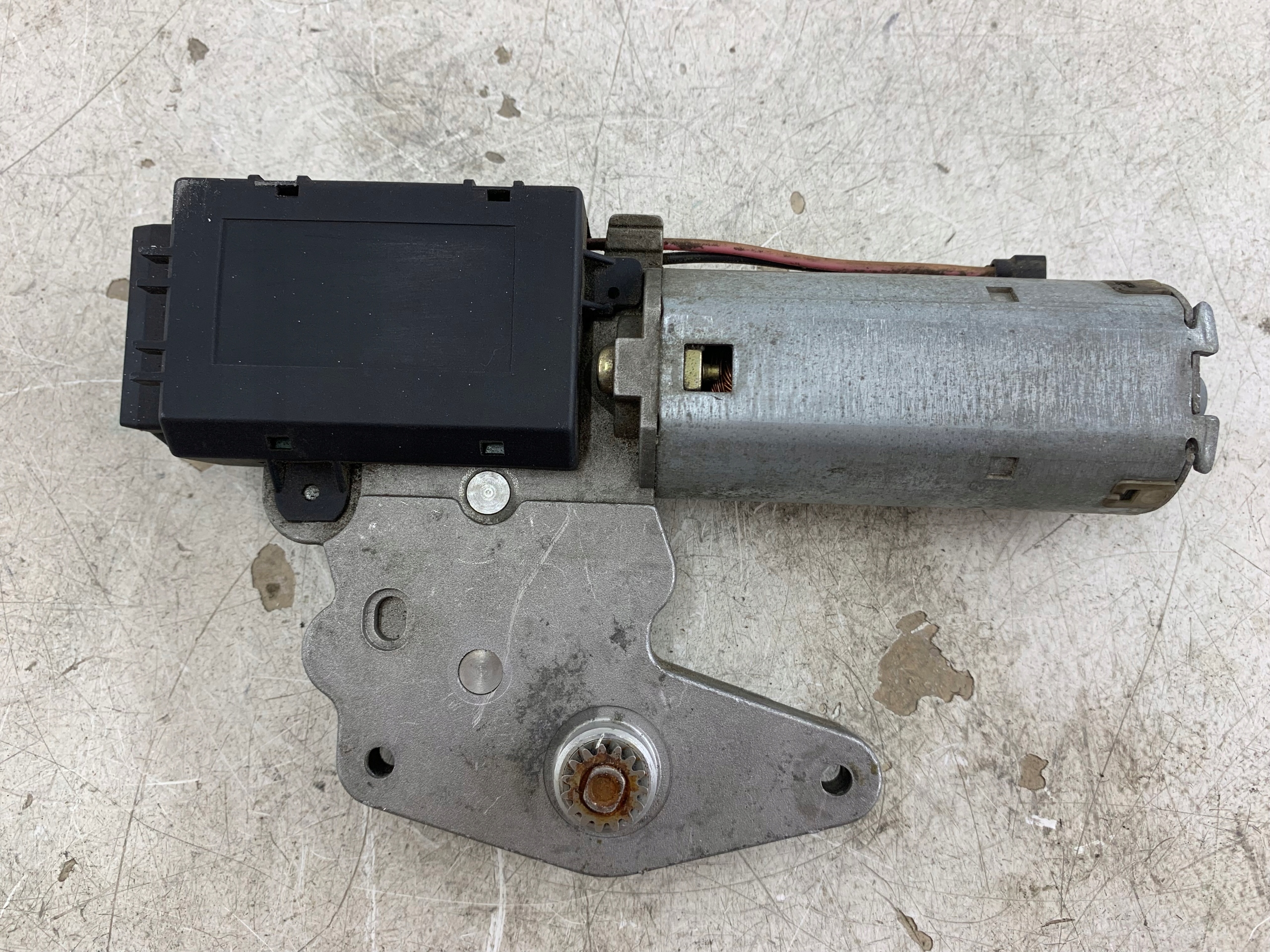 OPEL ZAFIRA A motor schiebedach 90580971
