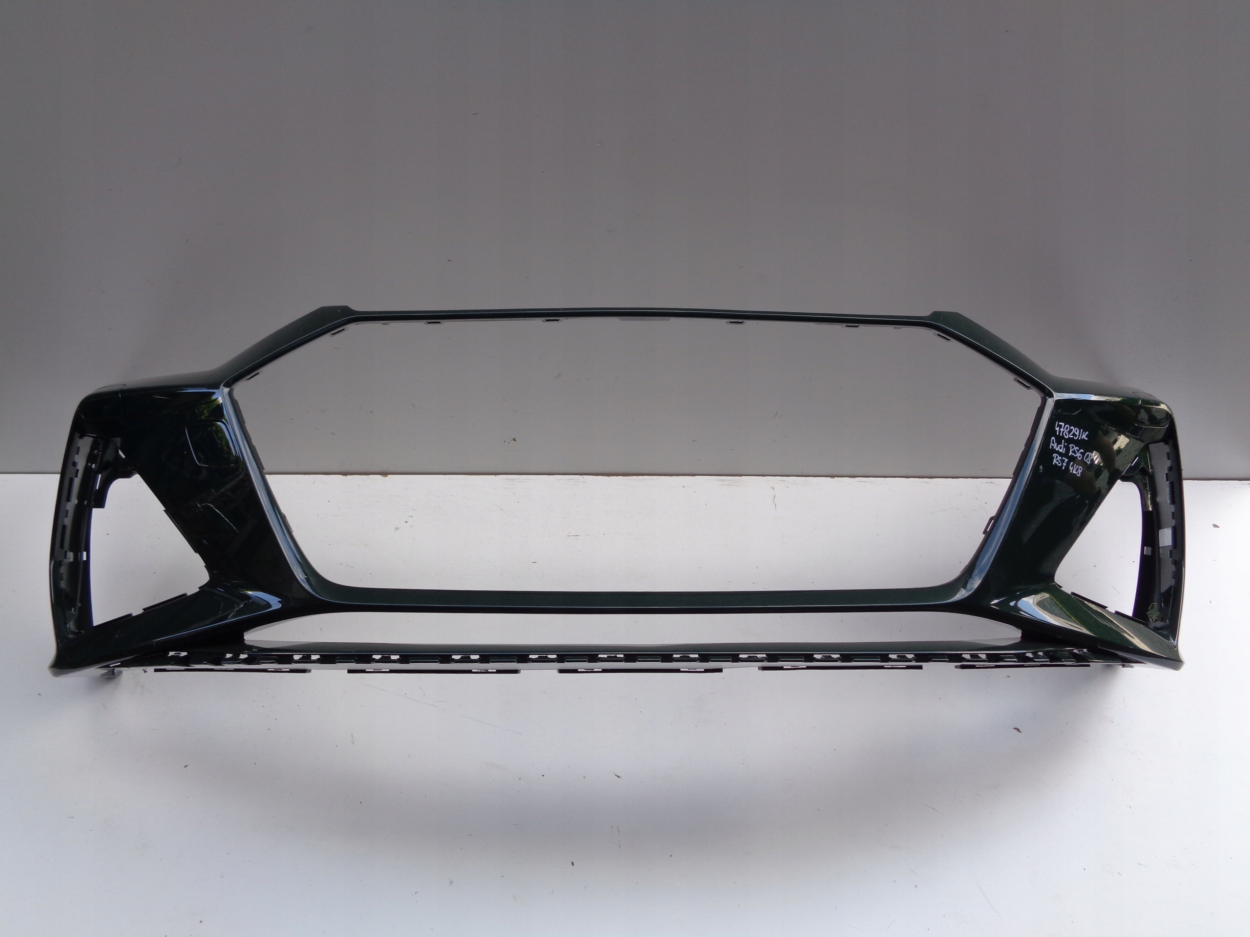front bumper AUDI RS6 C8 RS7 4K 4K0 NR 47829