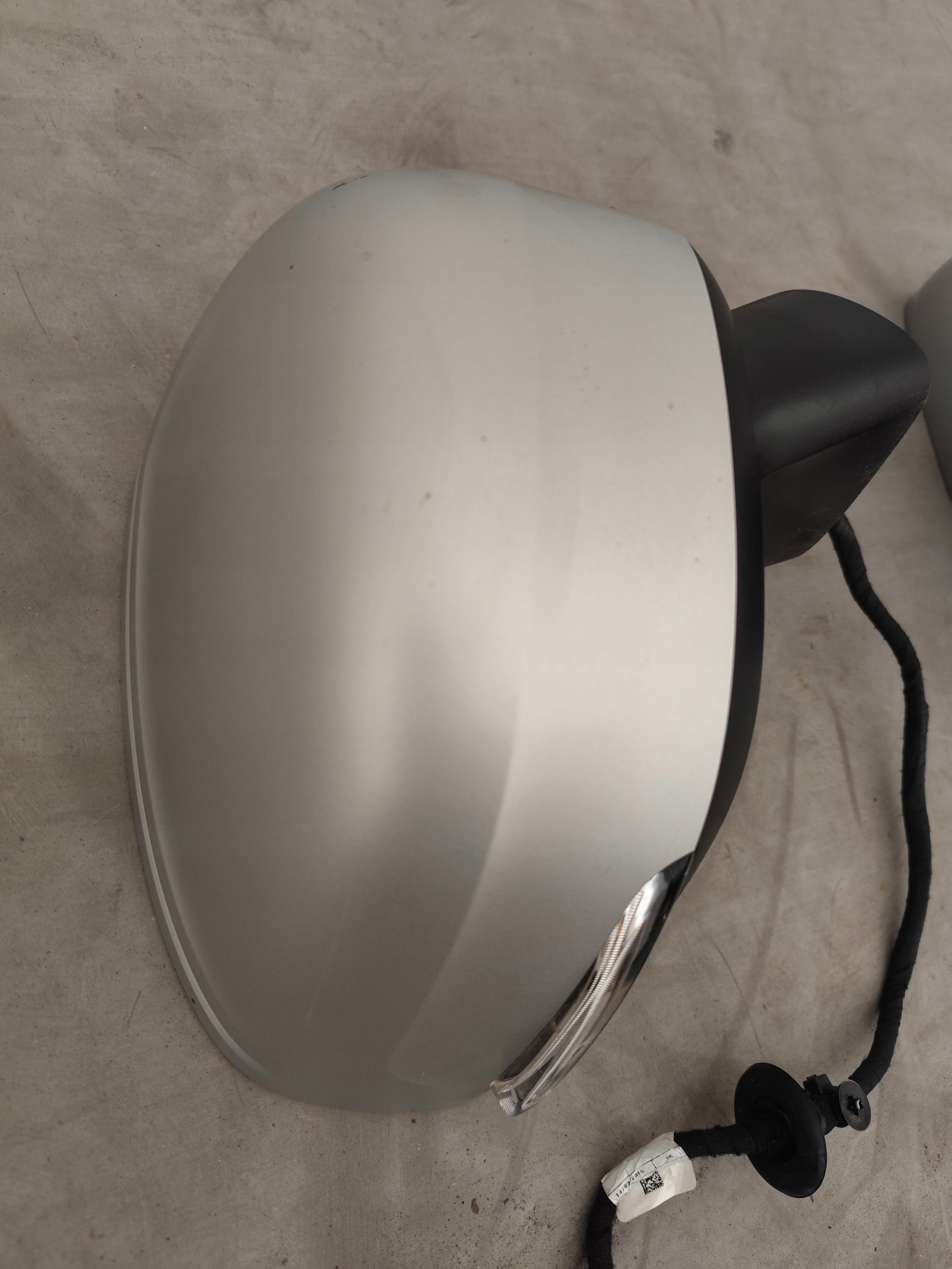VOLVO XC60 II mirror right 14 PIN left 13 PIN