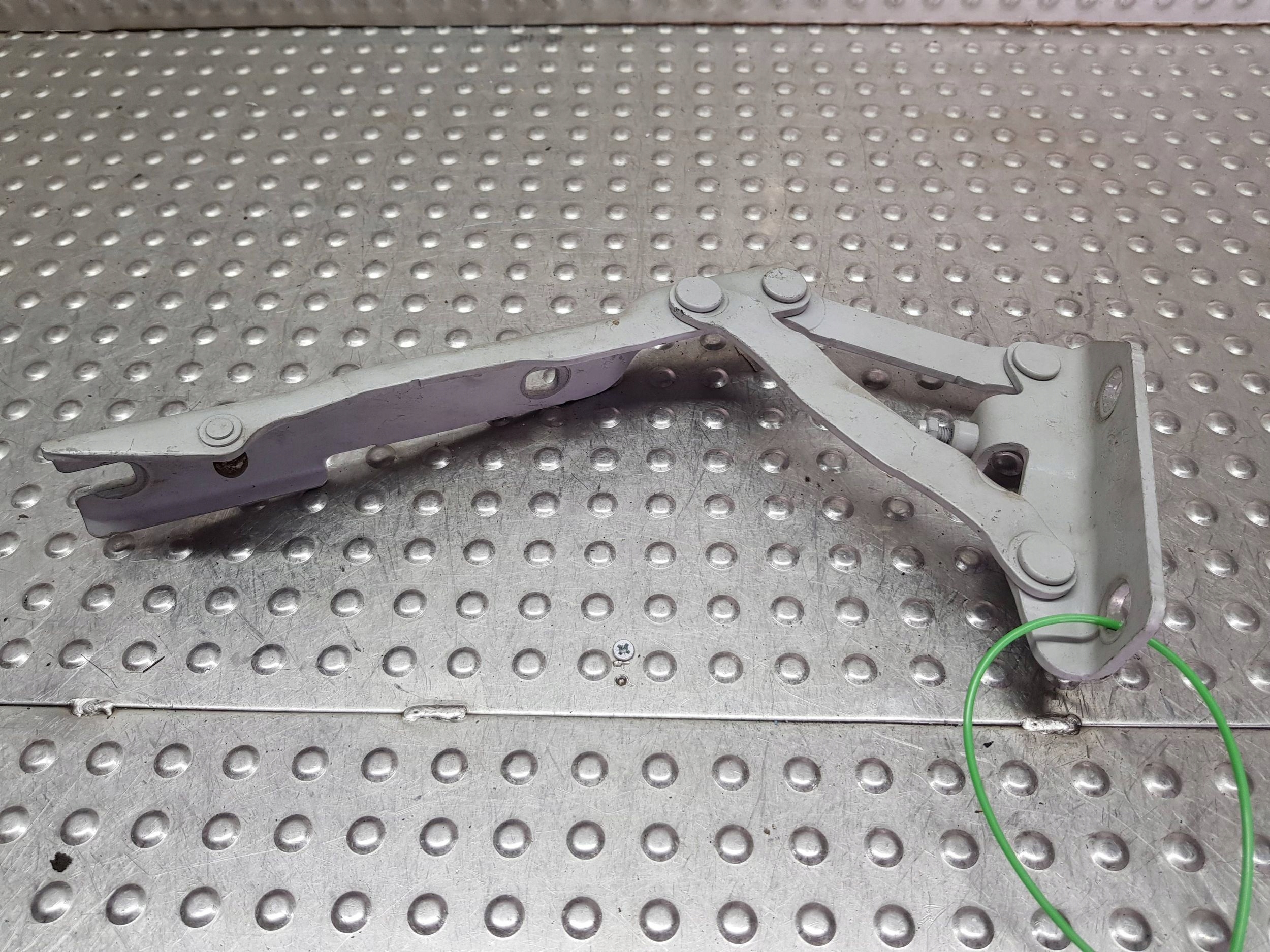 hinge bonnets left front 7008727 BMW E60 E61