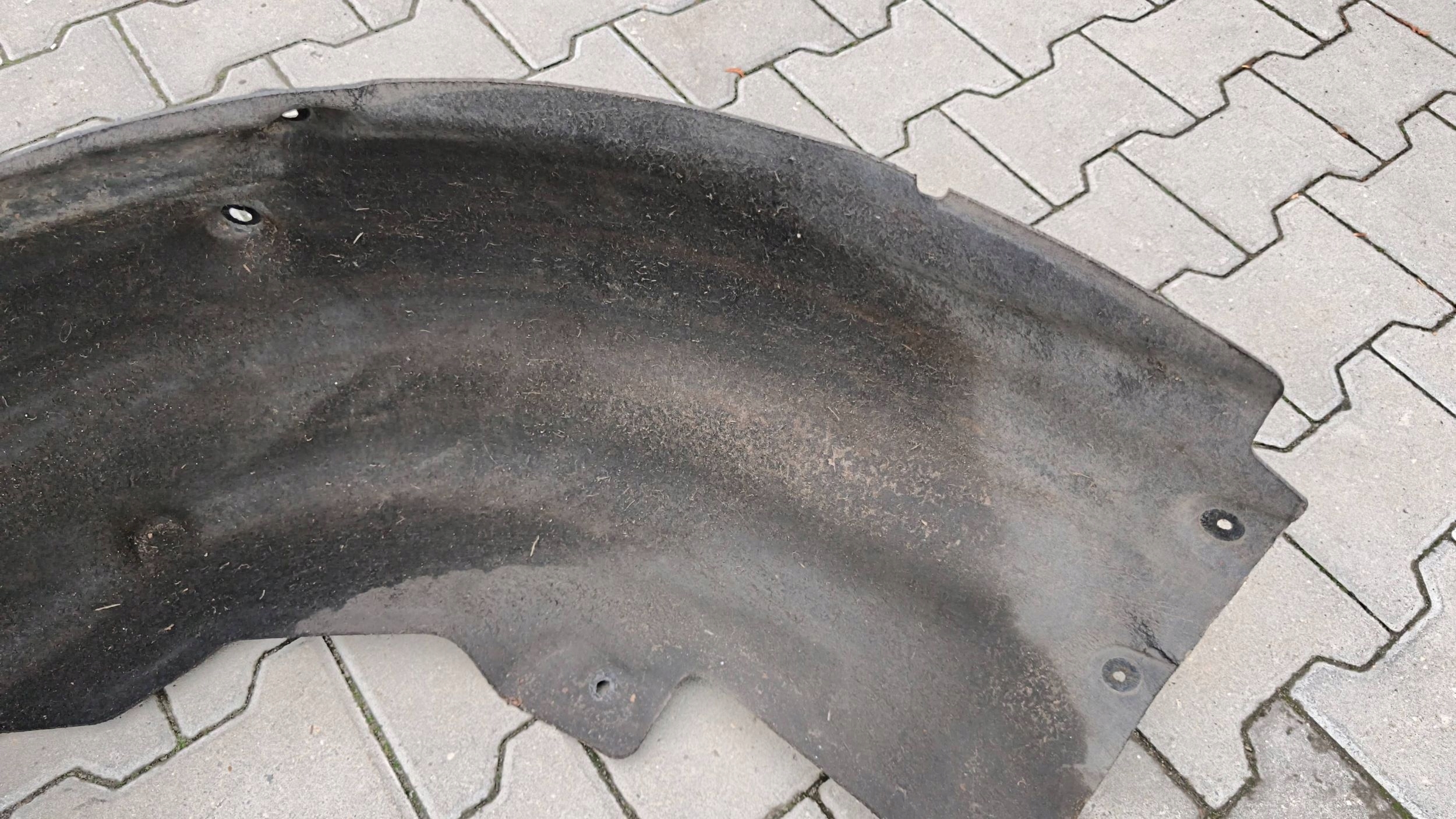 BMW 5 G31 7441182 mudguard rear. right kombi