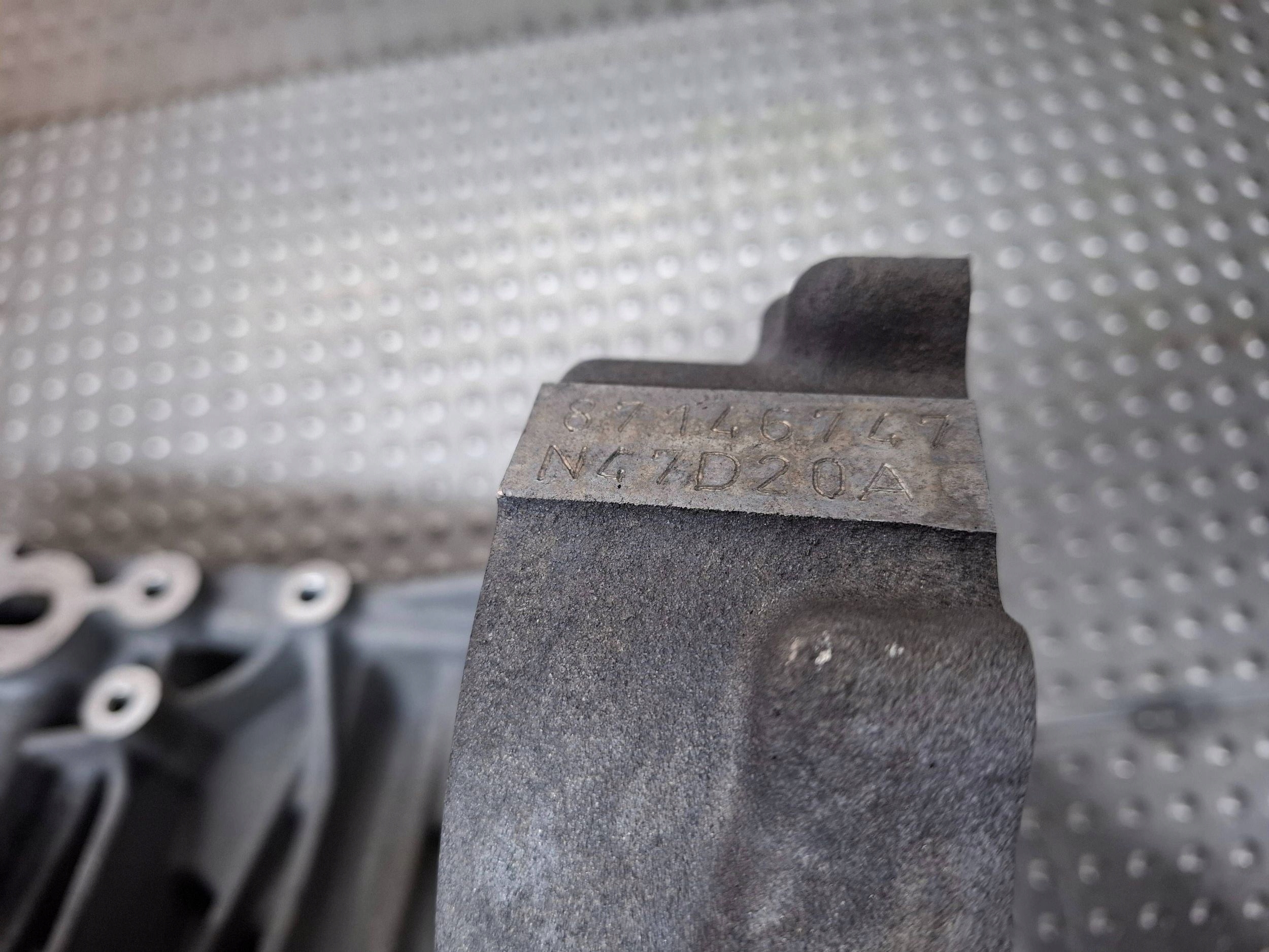 BLOK motora NOMINAL 7797922 N47D20A BMW E60 E61 E83 E84 E87 E90 E91 2.0 D