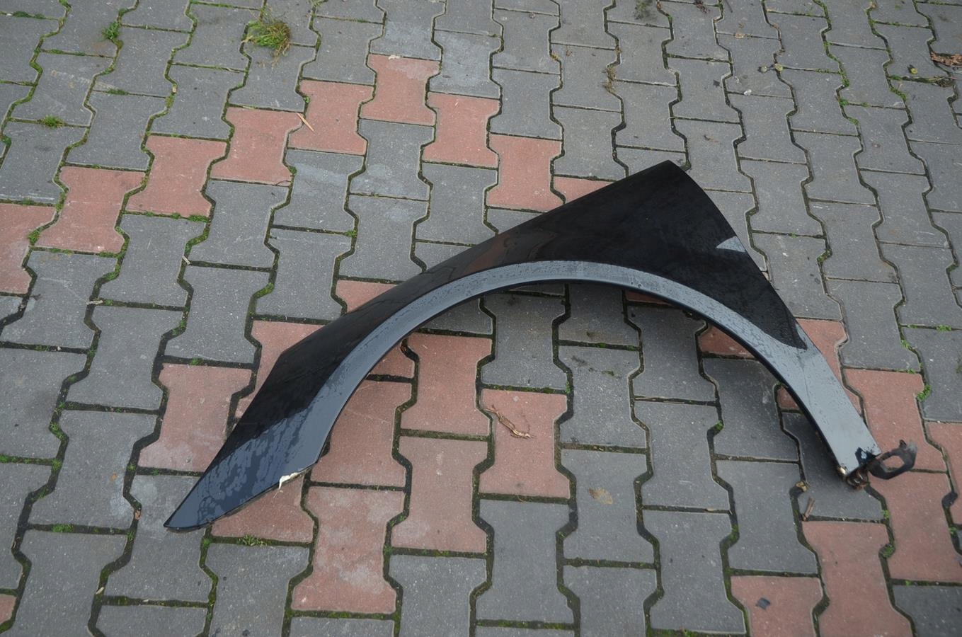 fender left front Mercedes R-klasa W251