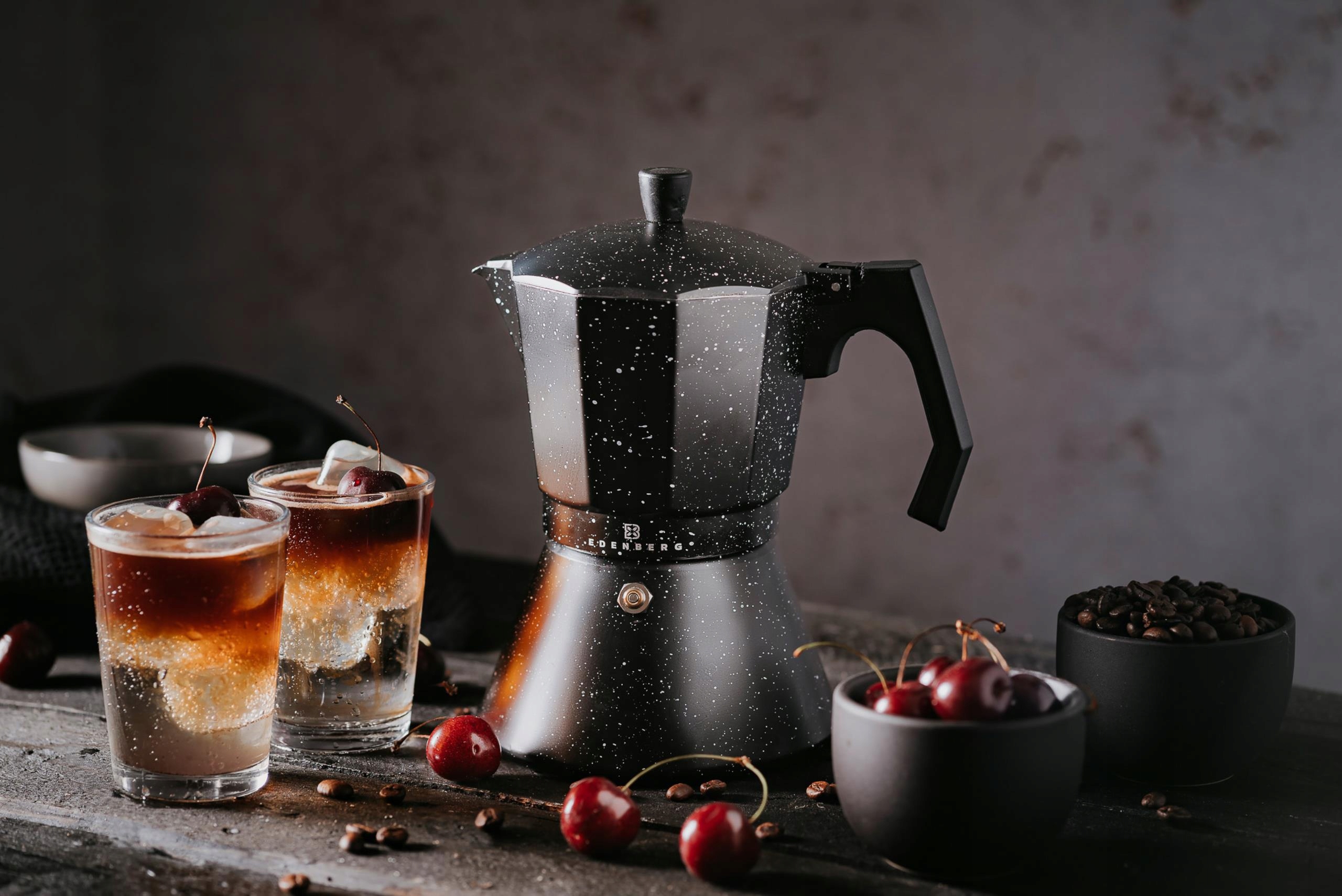 KAWIARKA INDUKCJA NA 12 FILIŻANEK 600ml ZAPARZACZ Pojemność 600 ml