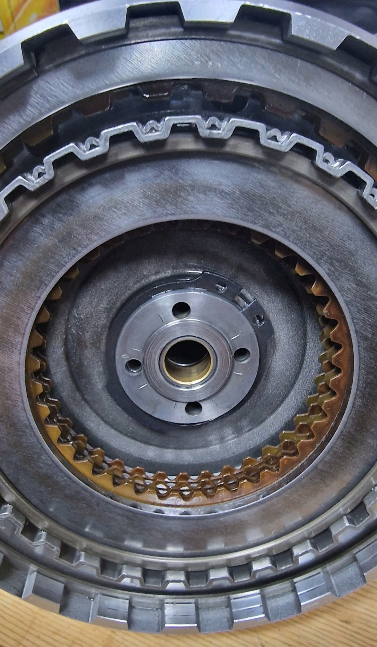 1060470020 - Ролик кошик коробки A-E ZF 5HP19