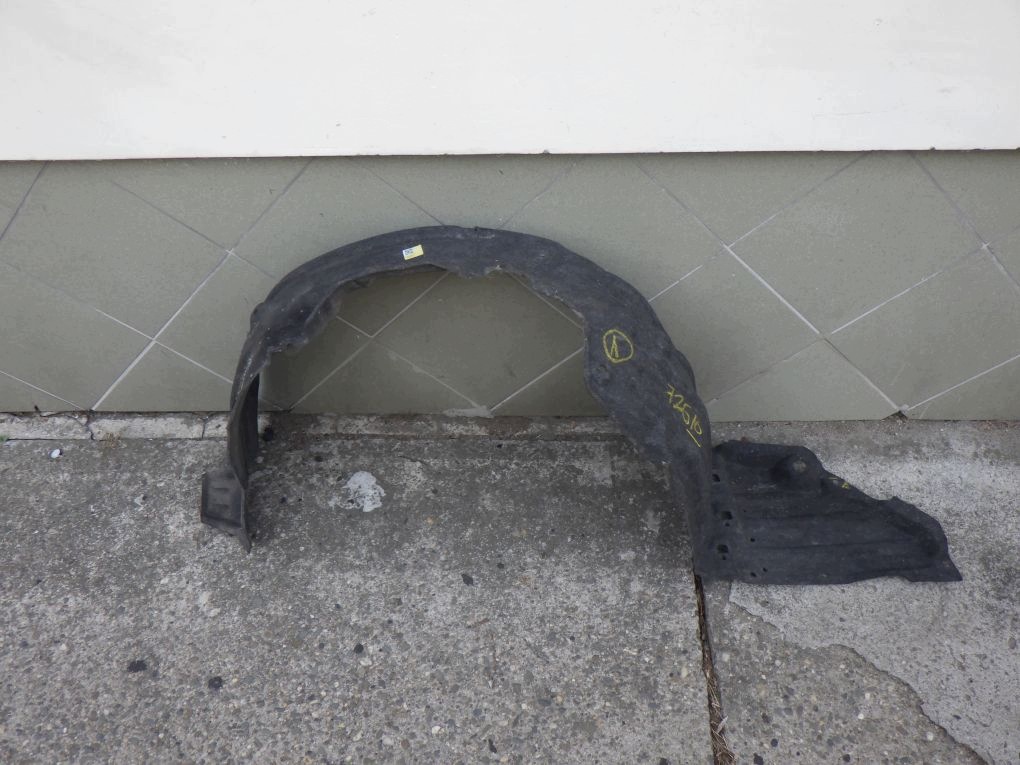 TOYOTA COROLLA E21 sedan 18- mudguard left front