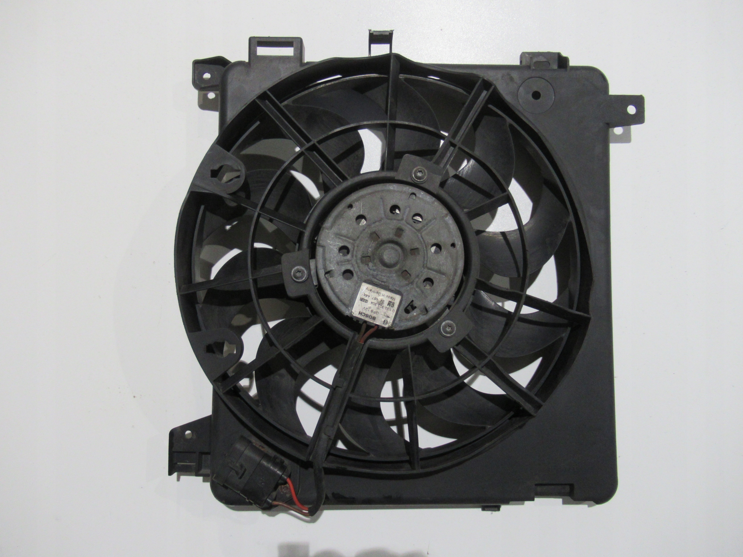 ventilátor chladiče OPEL ASTRA III H 24467444