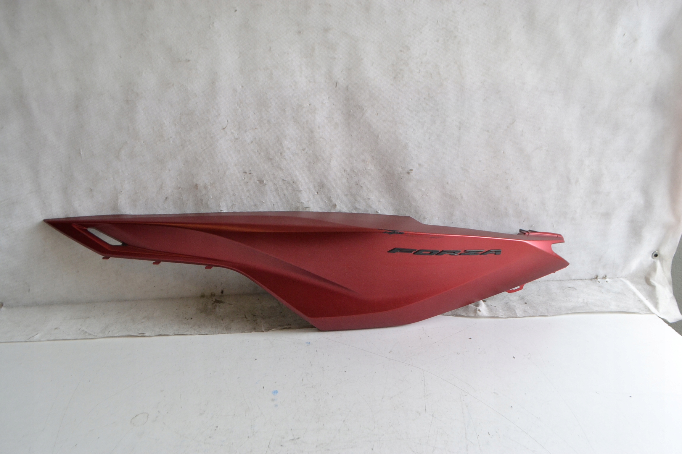 83600-K1B-T000 - хвост задупок обтекатель Honda Forza NSS 125 250 350