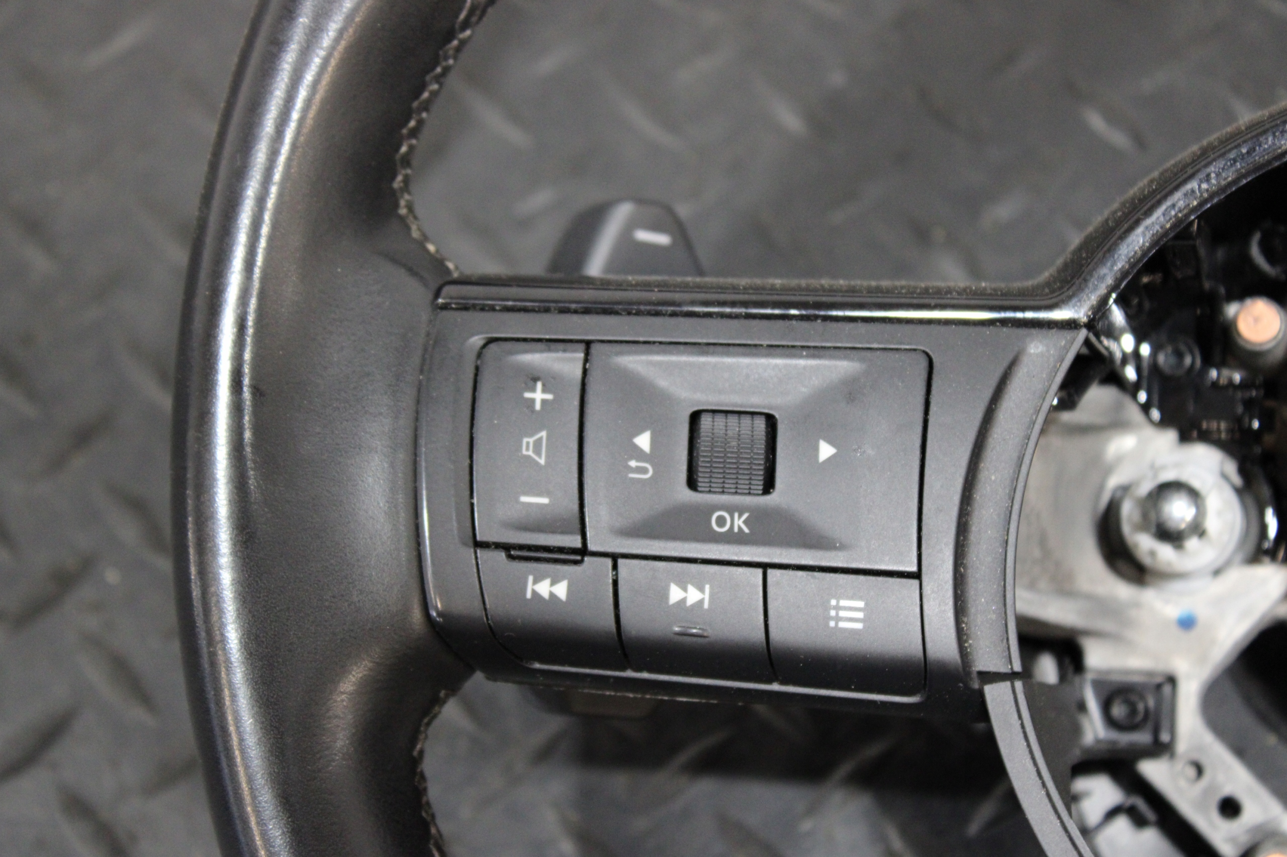 steering wheel, MULTIFUNKCJA with shifting NISSAN QASHQAI J12