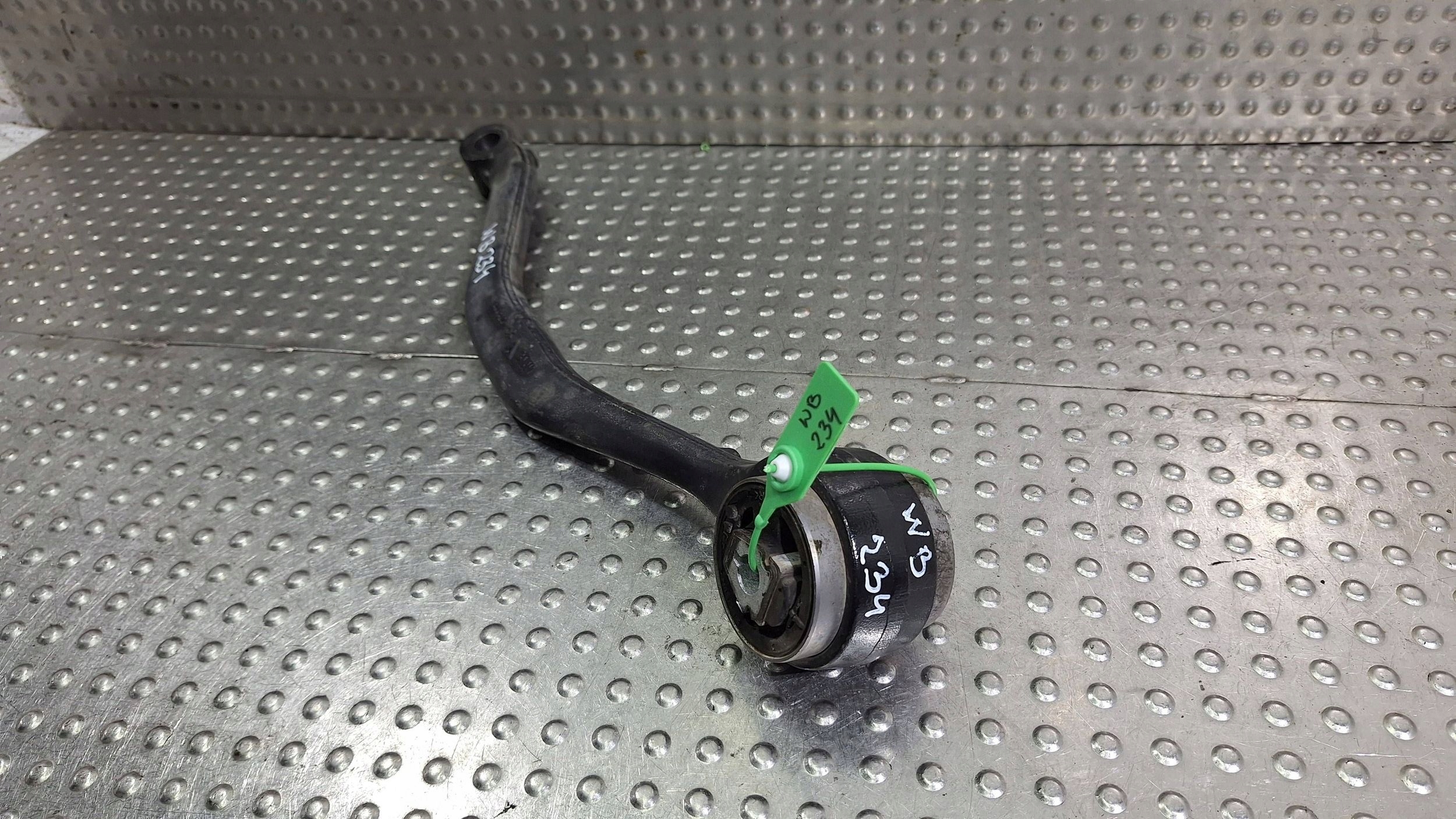arm left front 3443129 BMW X3 E83